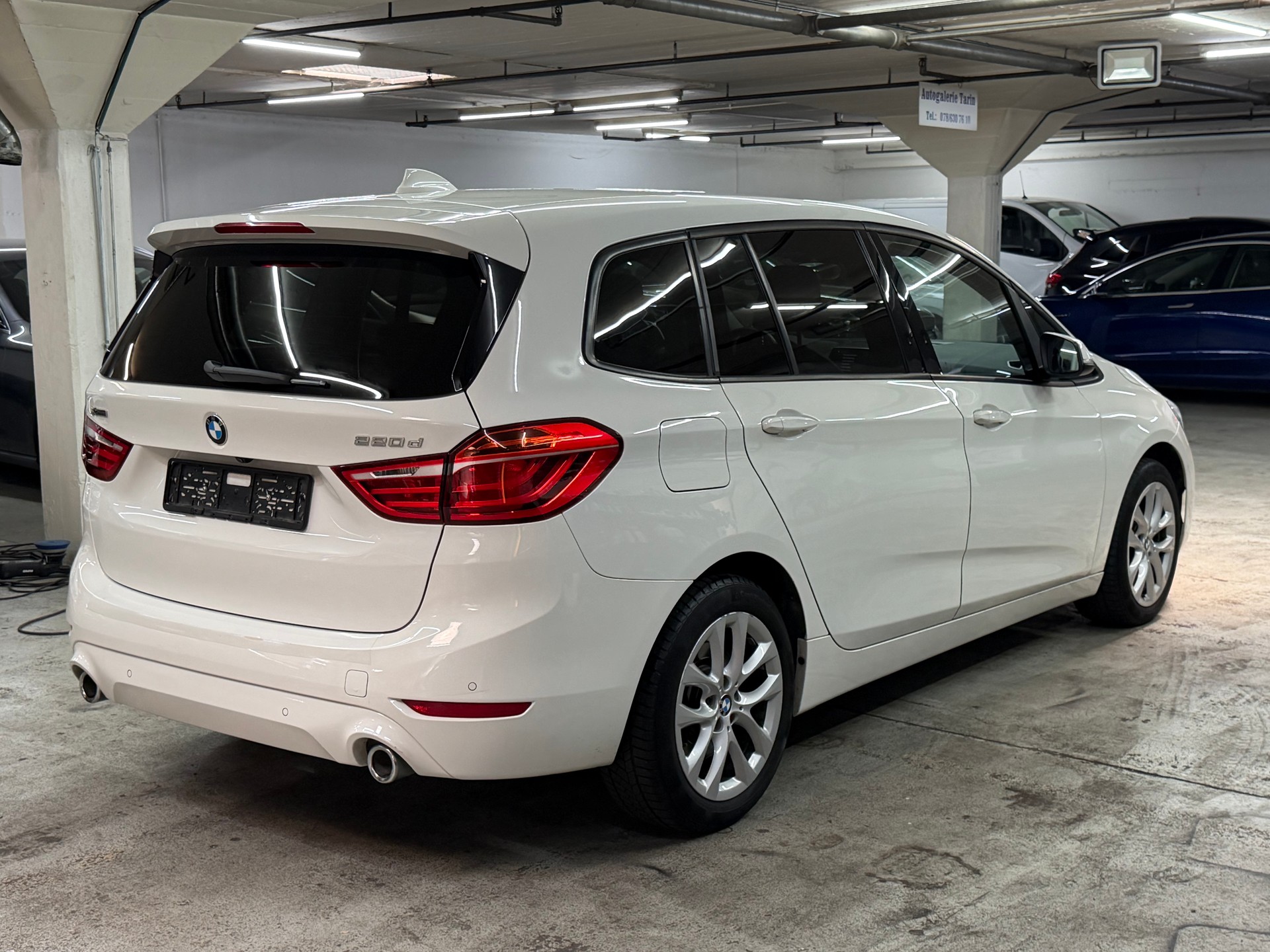 BMW 220d xDrive Gran Tourer Steptronic-image-6