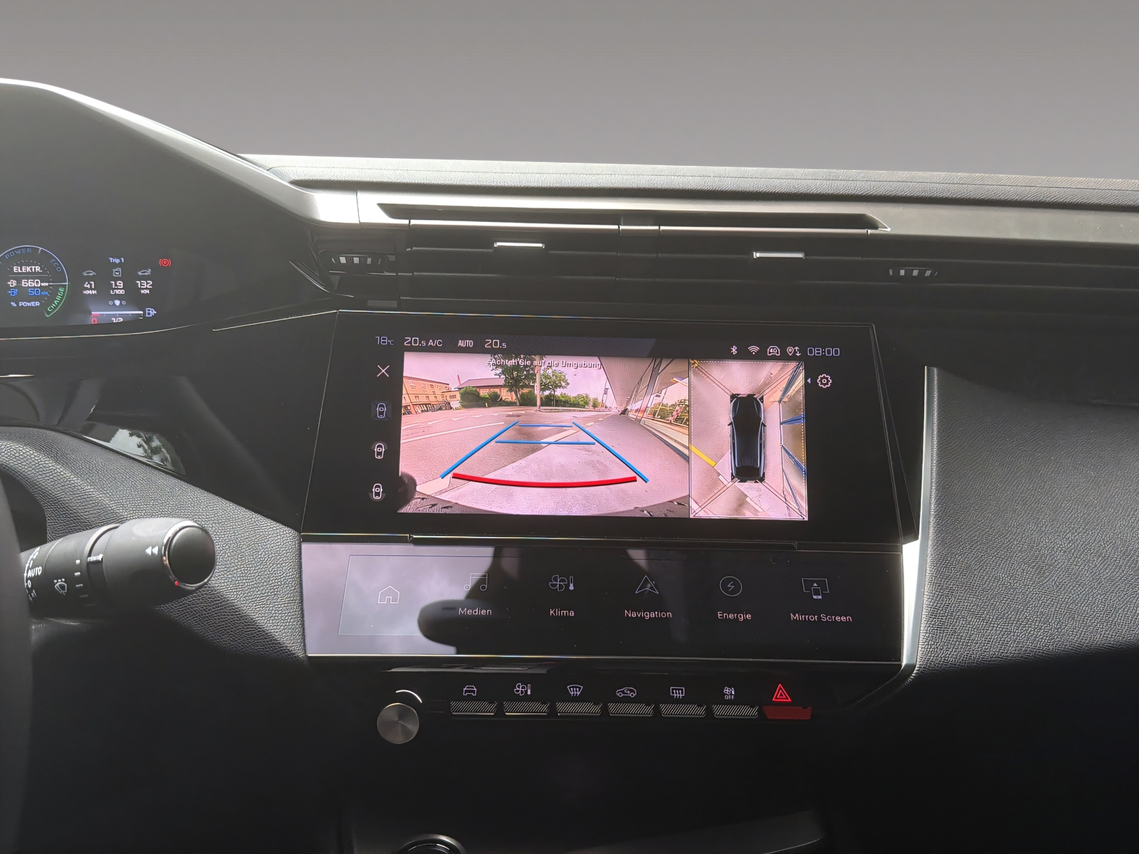 PEUGEOT 408 1.6 PHEV 180 Allure Pack-image-11