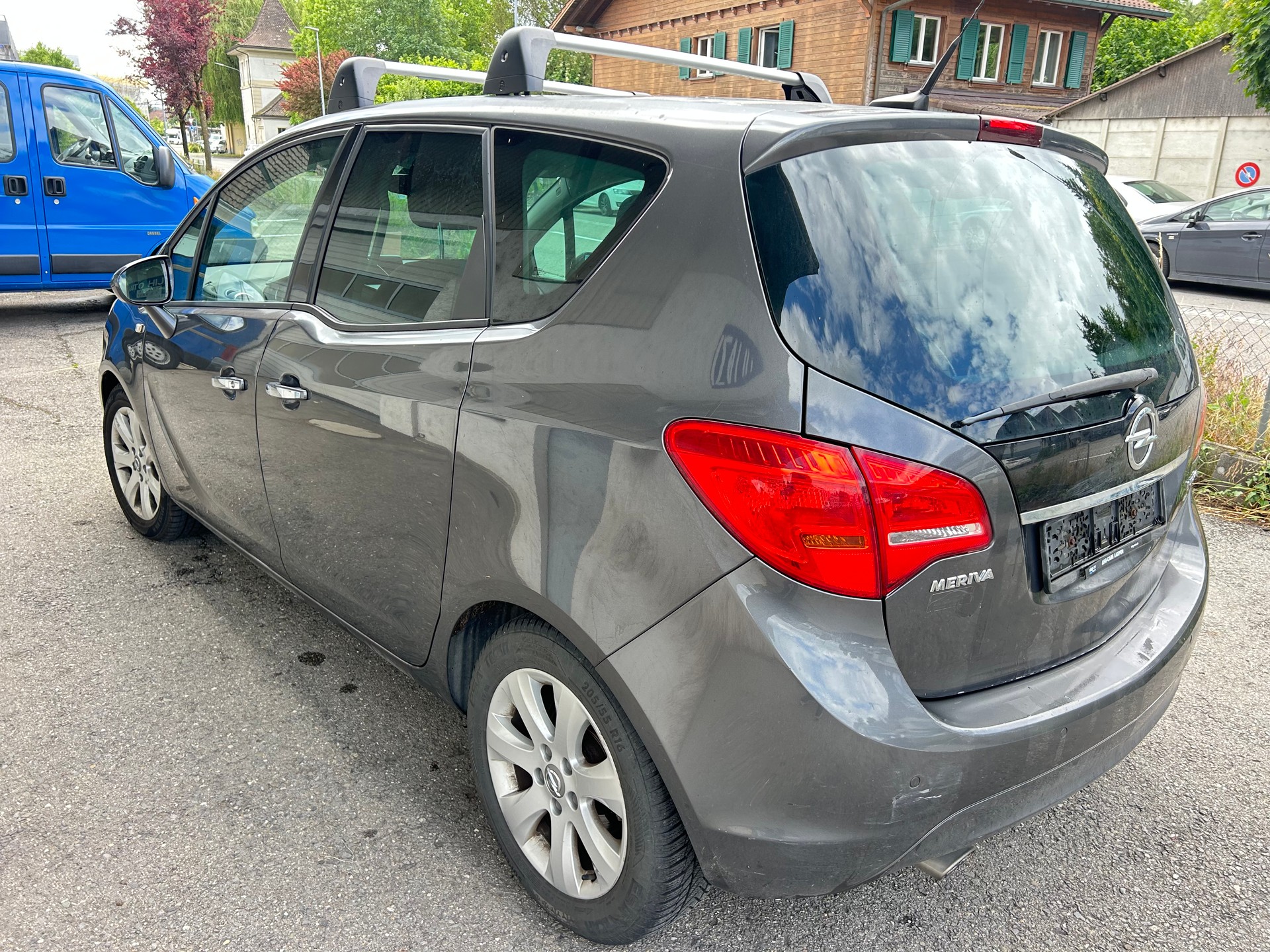 OPEL Meriva 1.4 Turbo Anniversary Edition-image-3