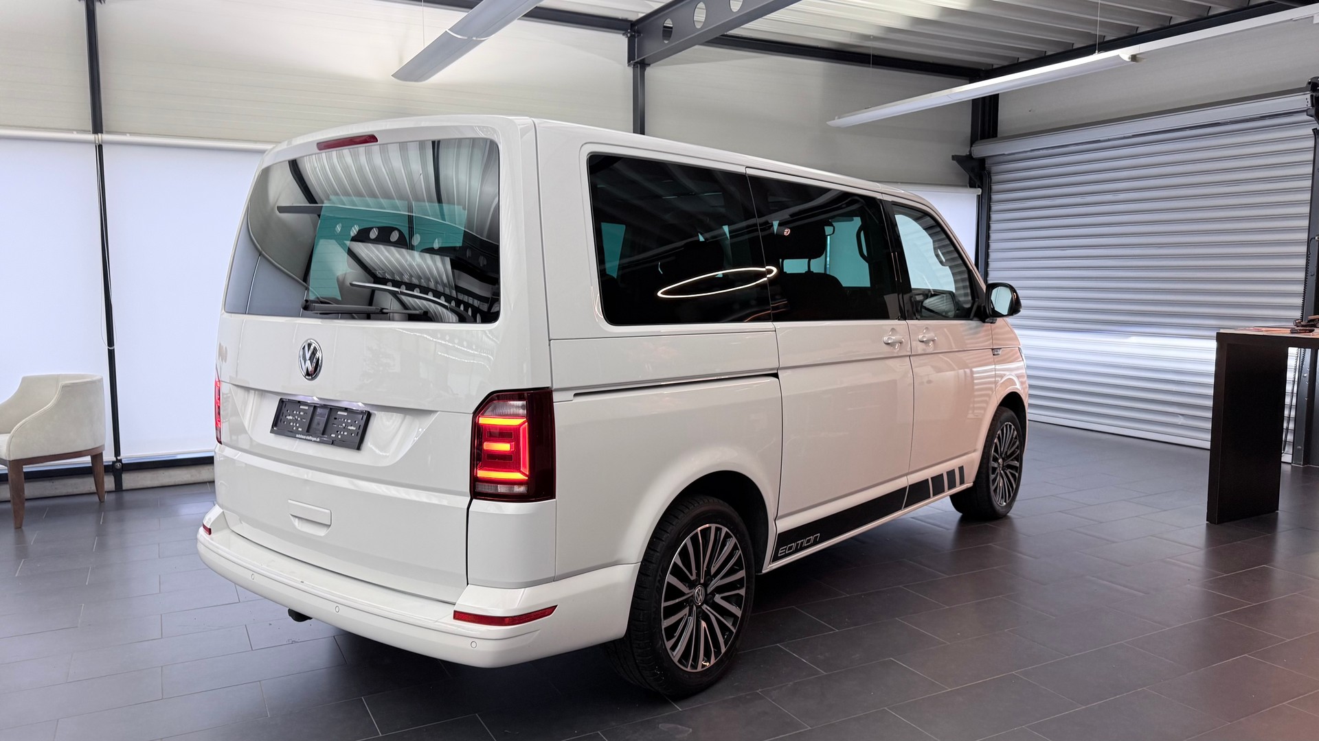 VW T6 Multivan 2.0 TDI 204 CL Edition DSG 4m-image-4