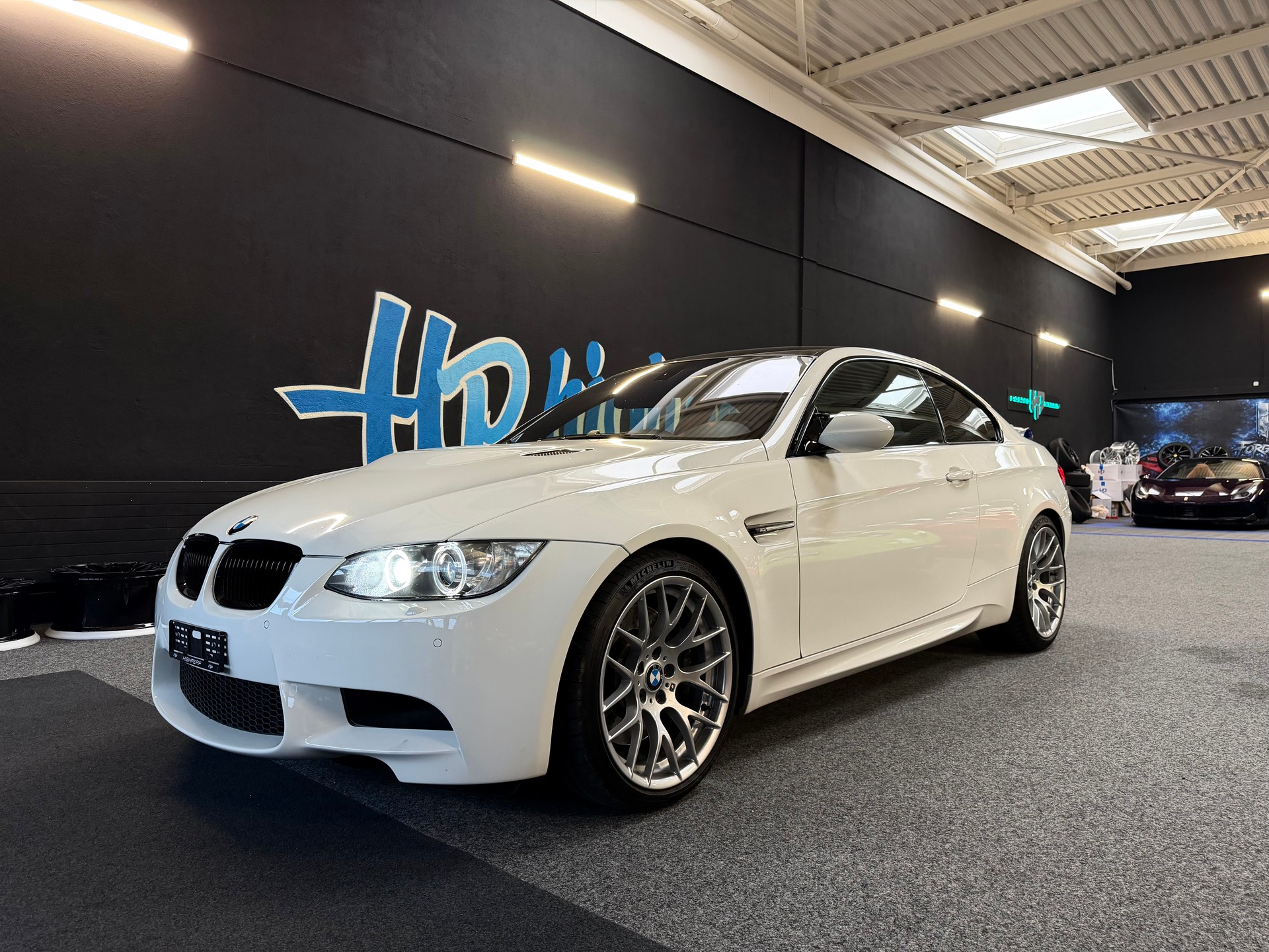 BMW M3 Coupé-showroom-element-1