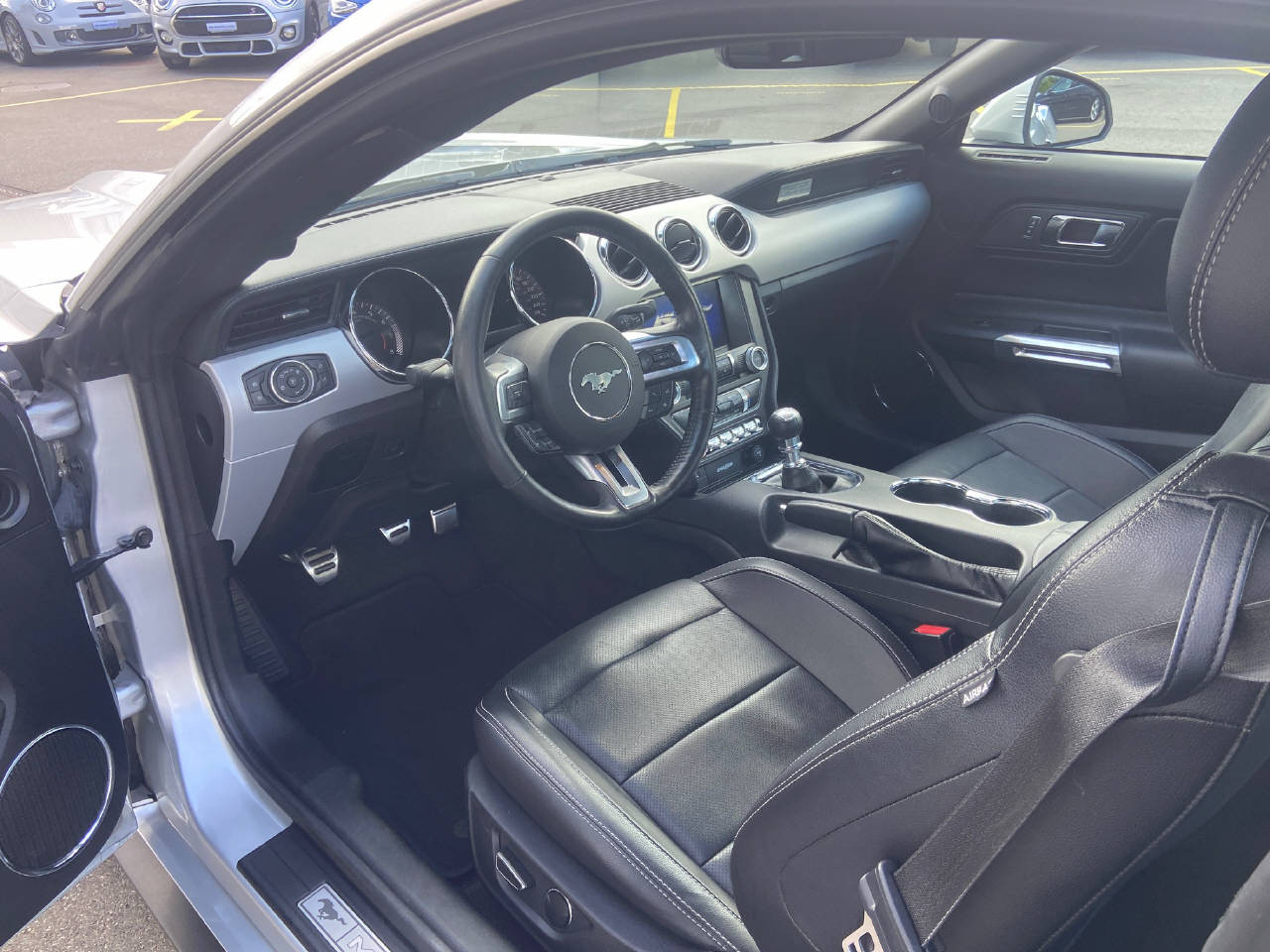 FORD Mustang Coupé 2.3 EcoBoost-image-7