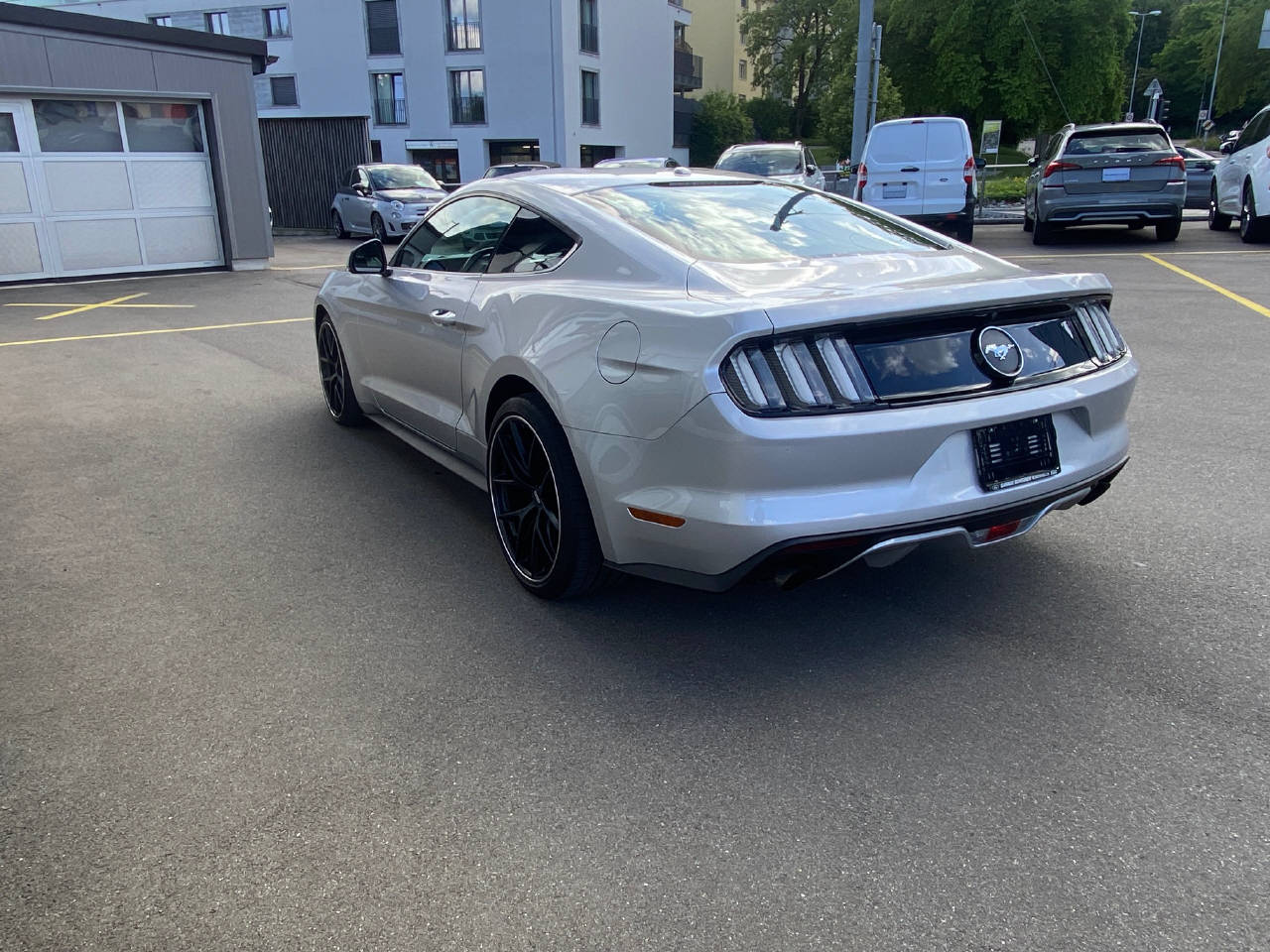 FORD Mustang Coupé 2.3 EcoBoost-image-3