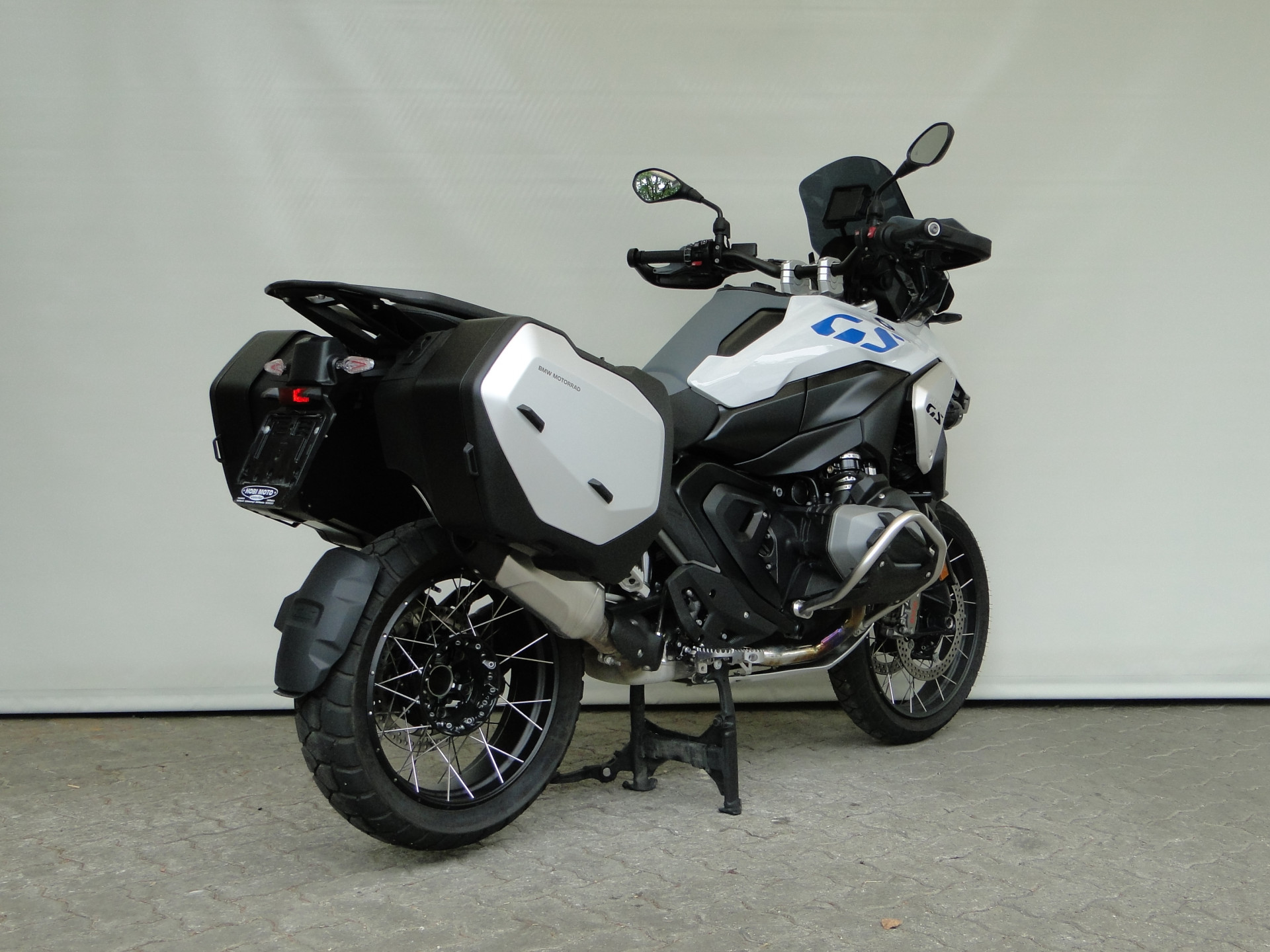 BMW R 1300 GS 2x Vario Seitenkoffer-image-3