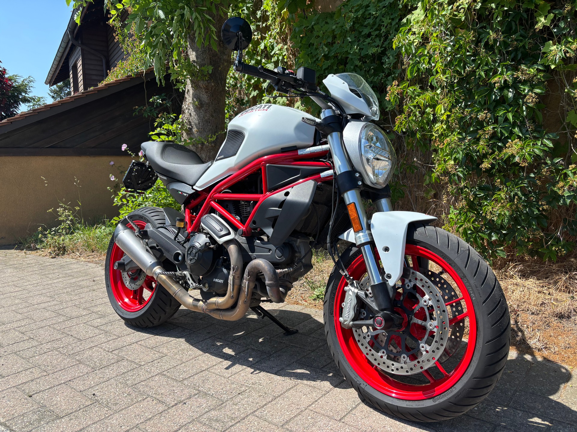 DUCATI Monster 797 (35KW)-image-1