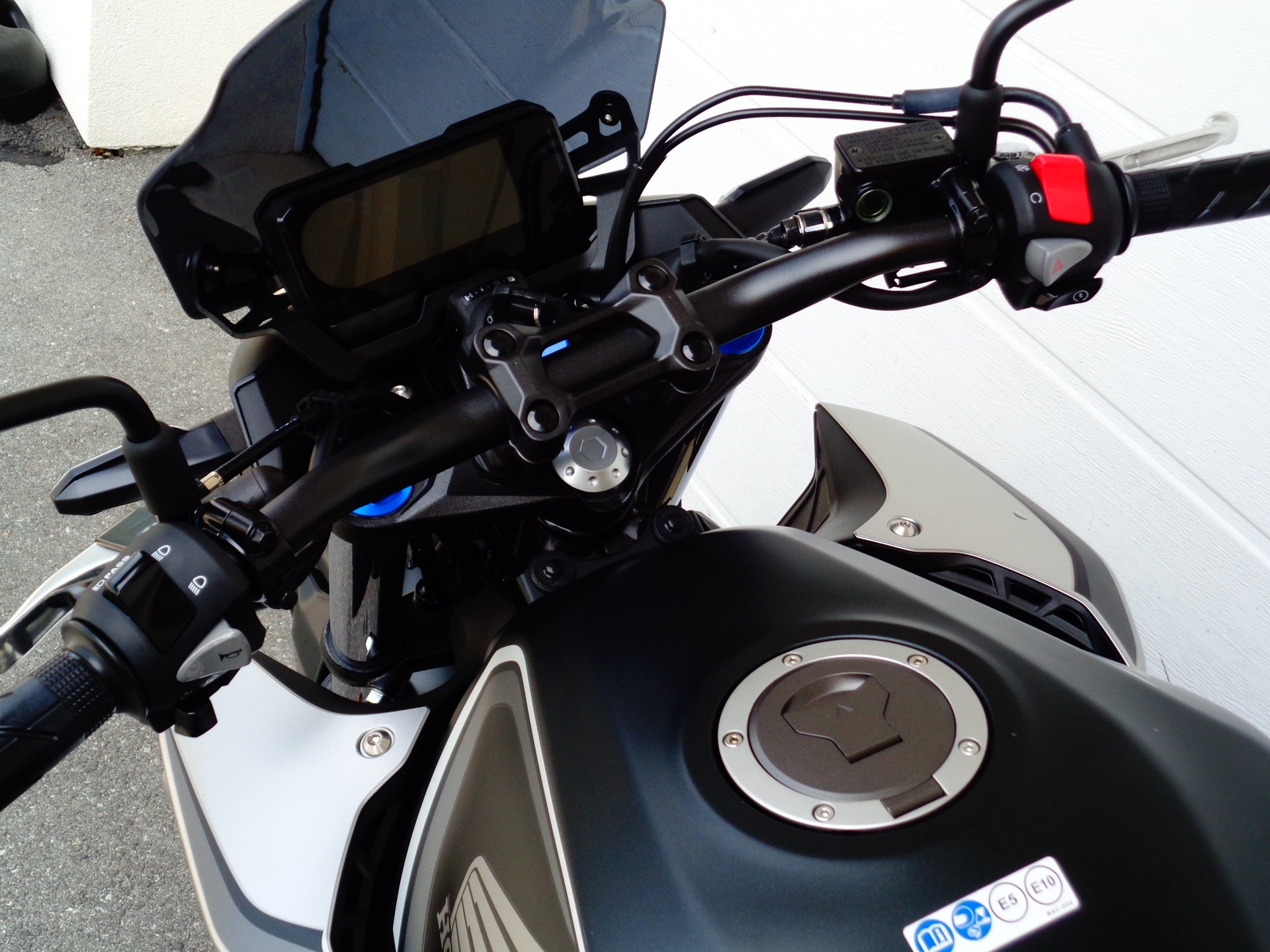 HONDA CB 500 F ABS-image-4