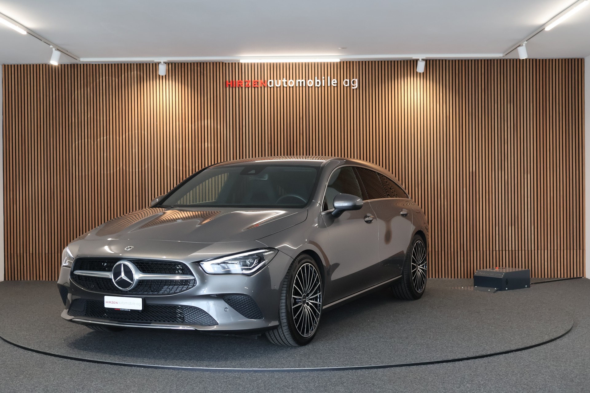 MERCEDES-BENZ CLA Shooting Brake 200 Progressive 7G-DCT