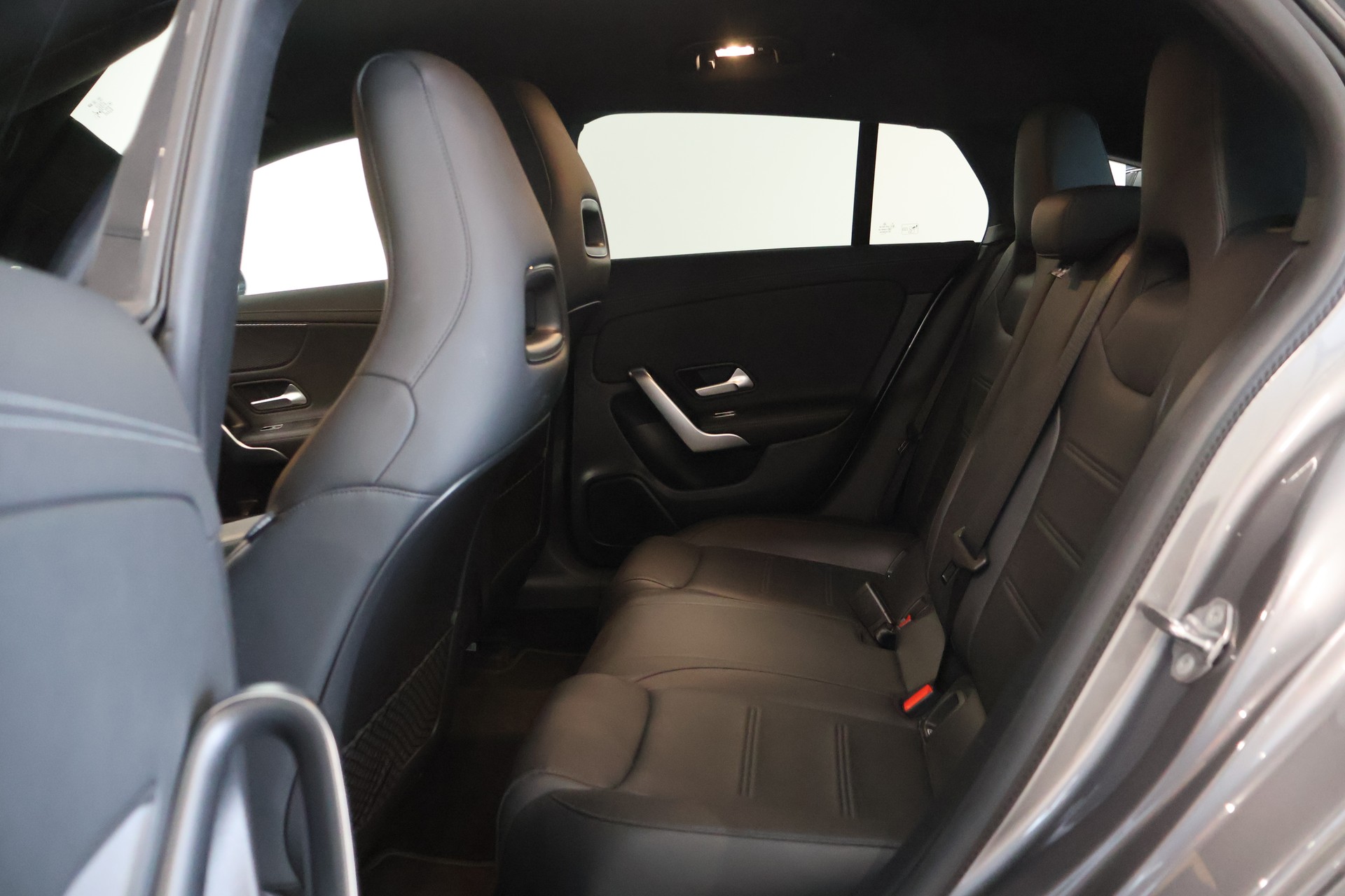 MERCEDES-BENZ CLA Shooting Brake 200 Progressive 7G-DCT-image-10