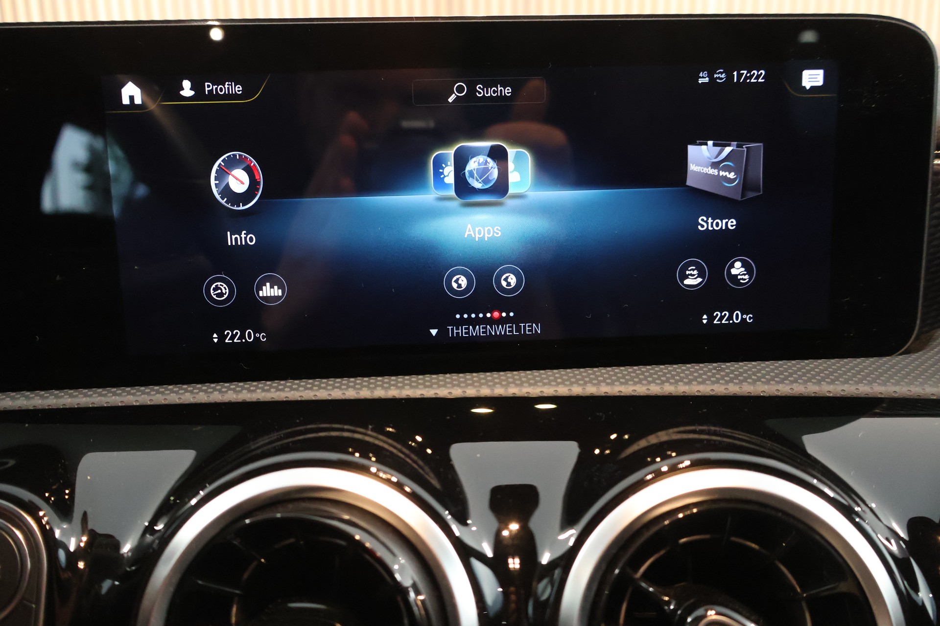 MERCEDES-BENZ CLA Shooting Brake 200 Progressive 7G-DCT-image-25