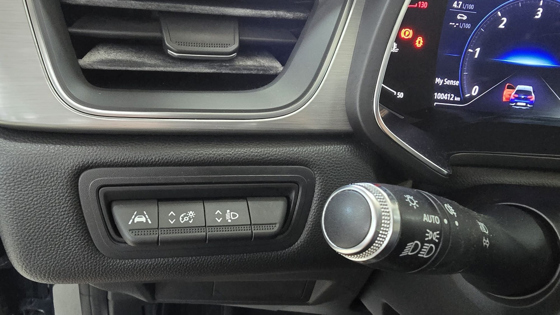RENAULT Captur 1.5 dCi Intens EDC-image-20