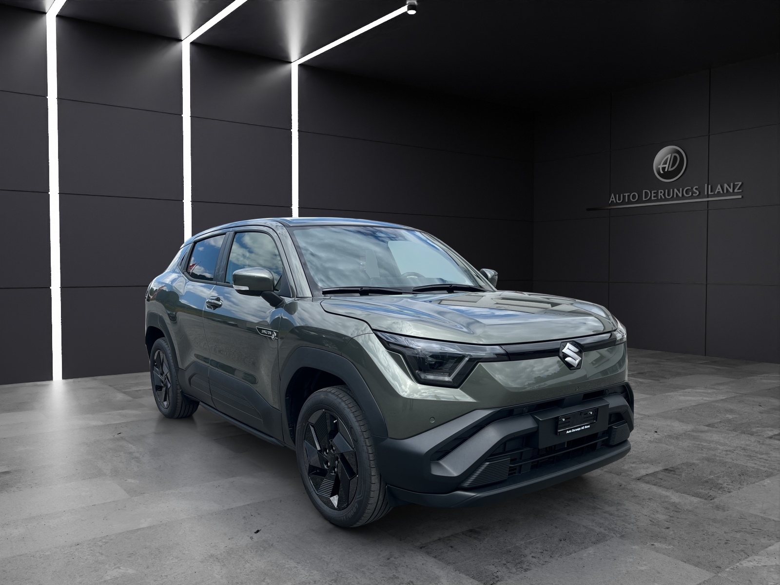 SUZUKI e Vitara Sakura 4x4-showroom-element-1