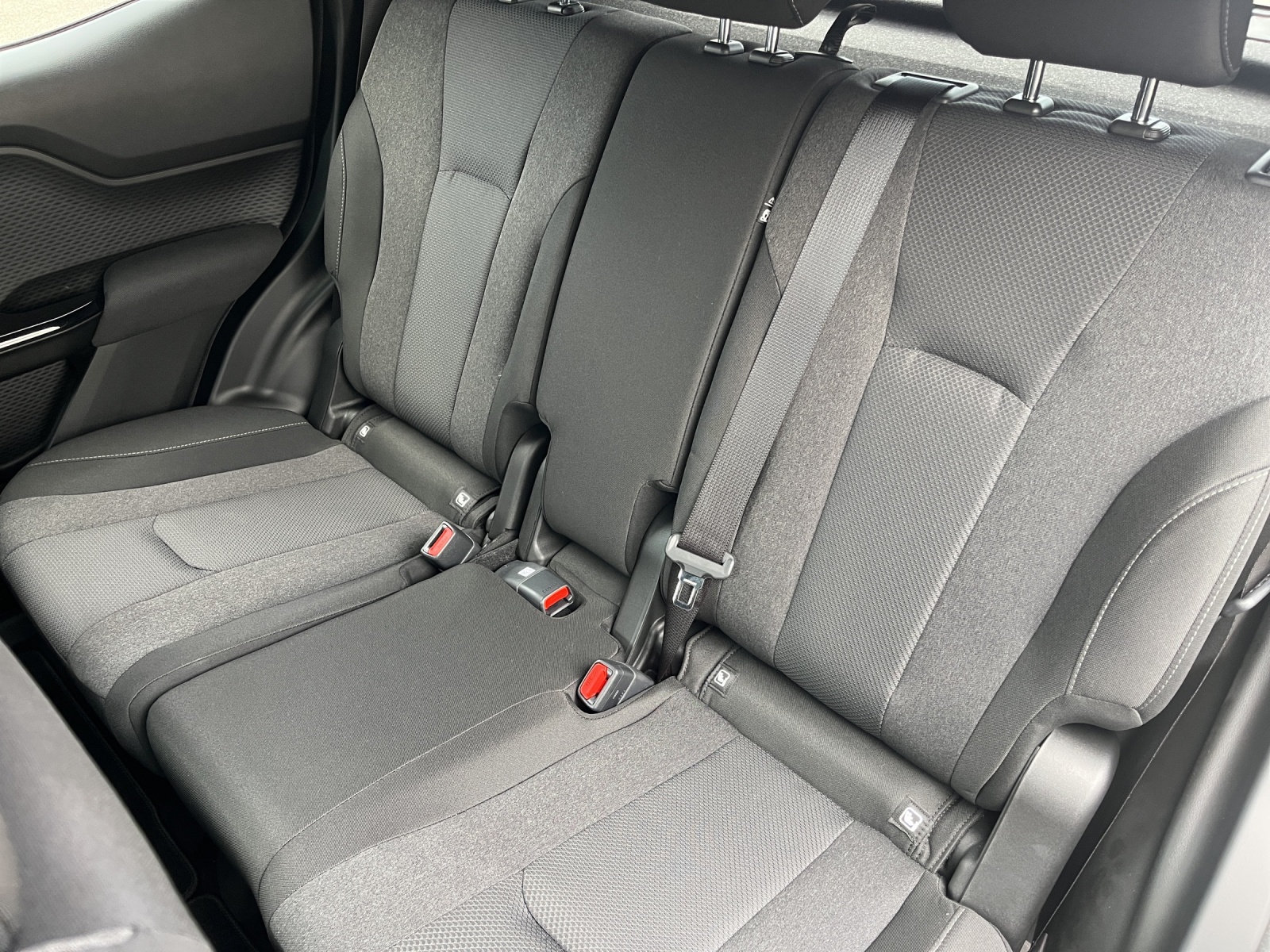 SUZUKI e Vitara Sakura 4x4-image-10