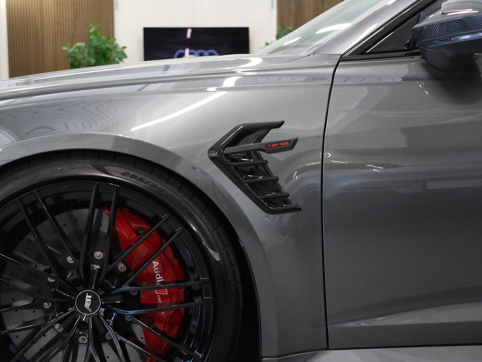 AUDI Audi RS6 R Avant ABT *1 of 125*-image-16
