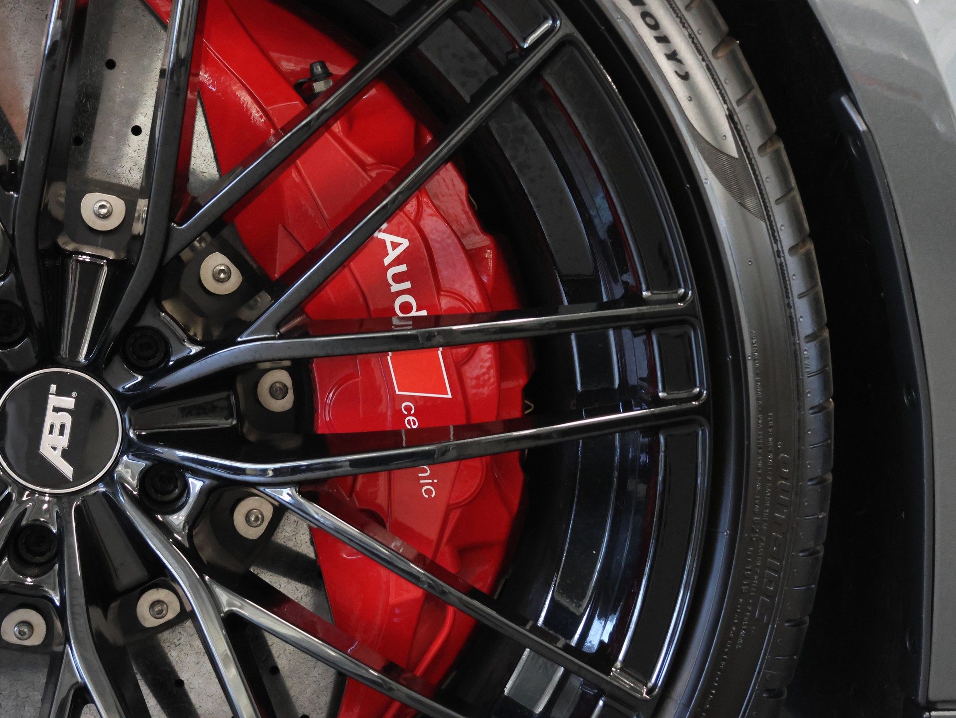 AUDI Audi RS6 R Avant ABT *1 of 125*-image-17