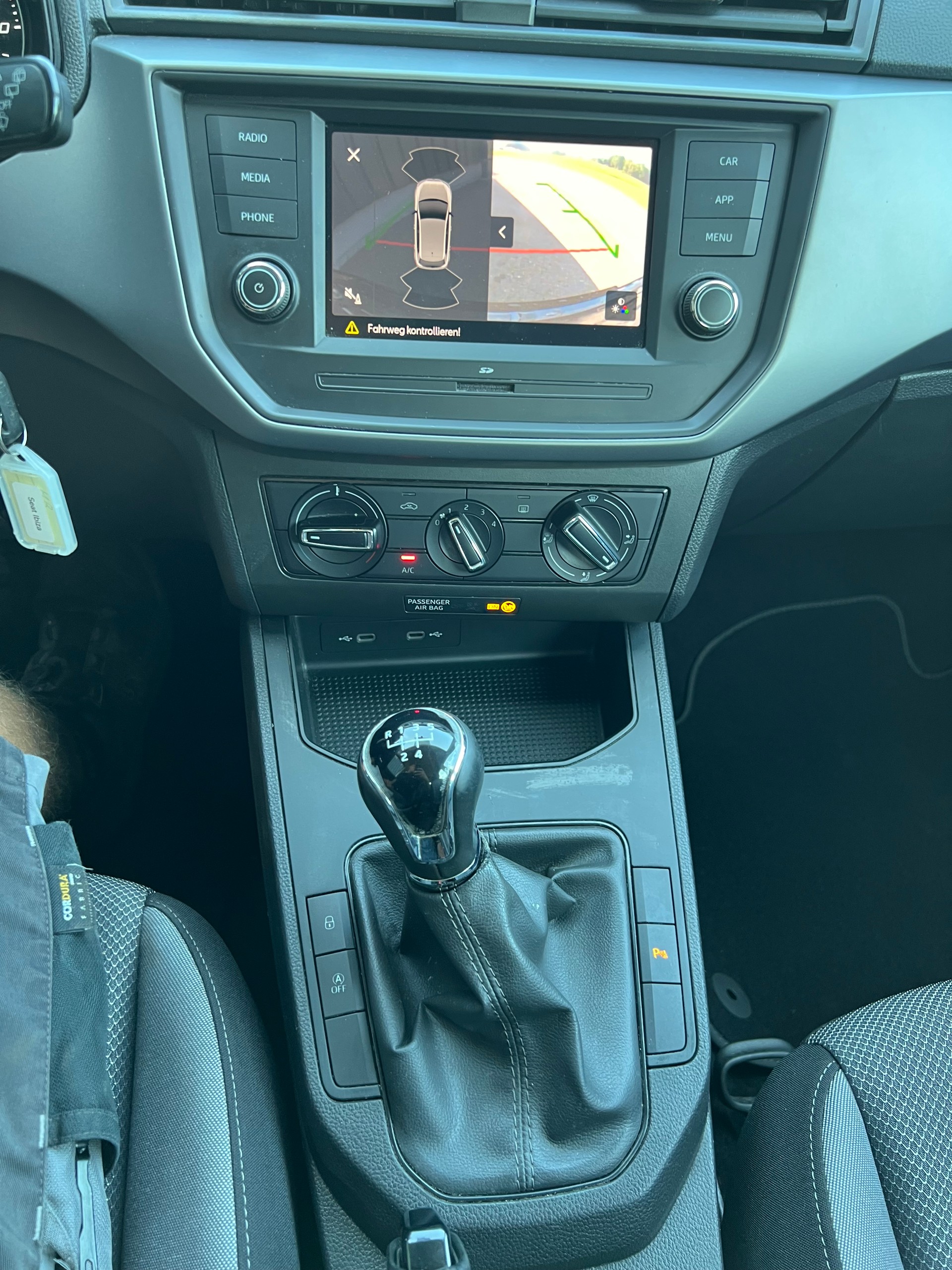 SEAT Ibiza 1.0 EcoTSI Style-image-12