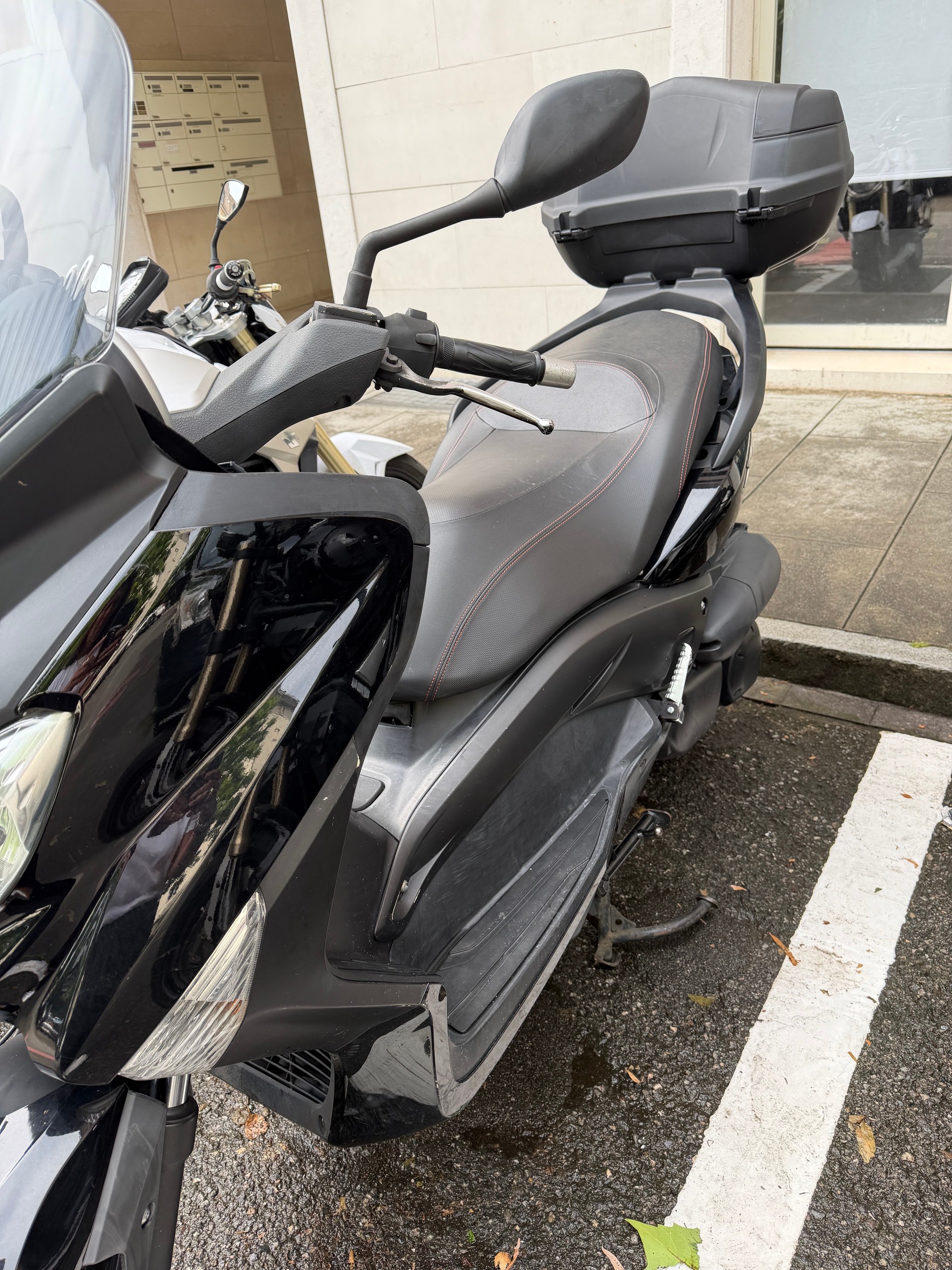YAMAHA X-MaxYP 250 RA ABS-image-1
