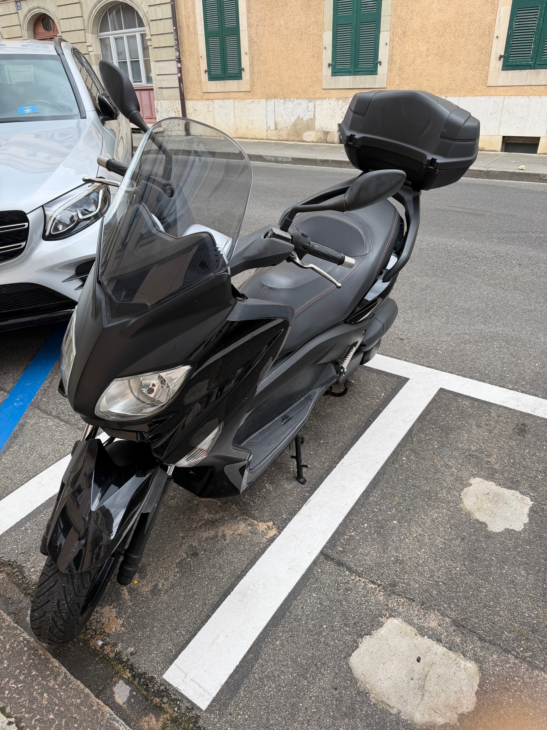 YAMAHA X-MaxYP 250 RA ABS-image-8