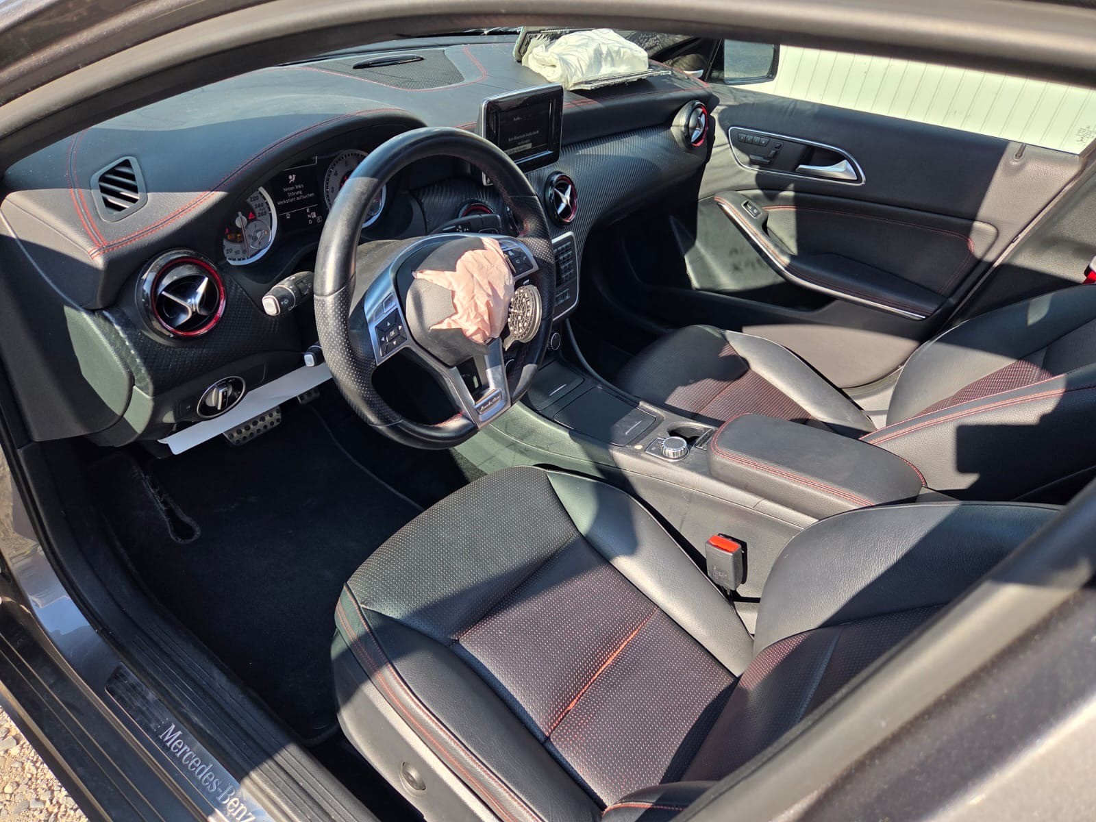 MERCEDES-BENZ A 250 Sport 7G-DCT-image-9
