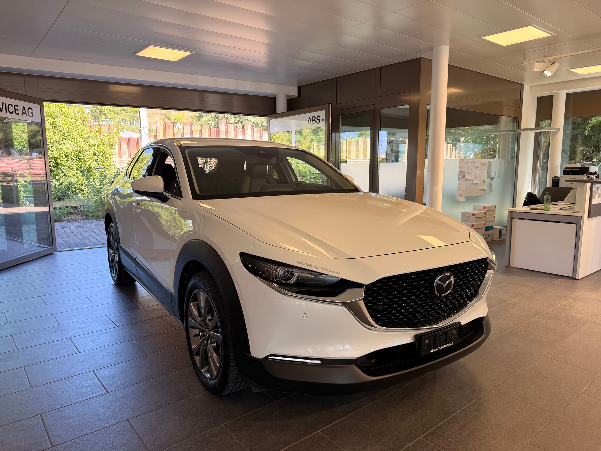 MAZDA CX-30 SKYACTIV-X M Hybrid 180 Revolution AWD Automat