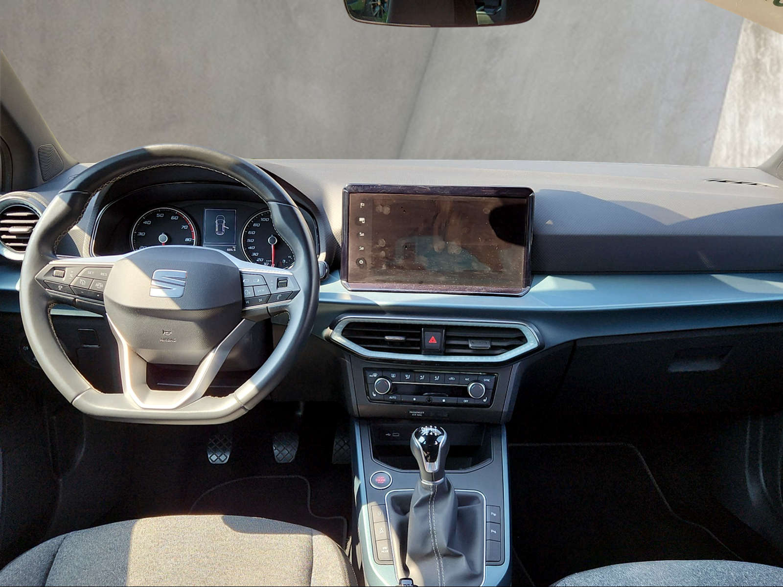 SEAT Arona 1.0 TSI Eco Hola Xperience-image-10