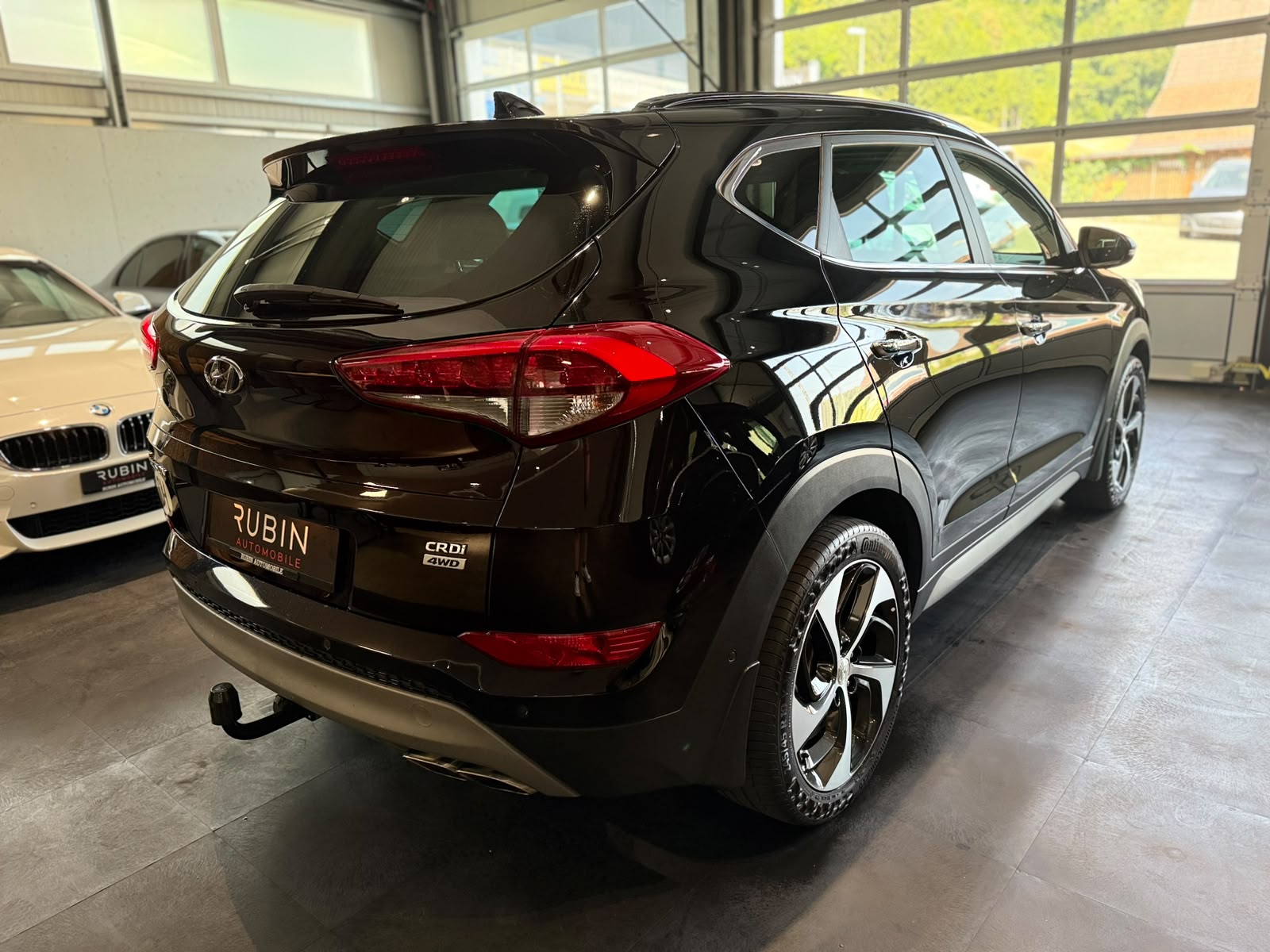 HYUNDAI Tucson 2.0 CRDI Vertex 4WD Automatic-image-4