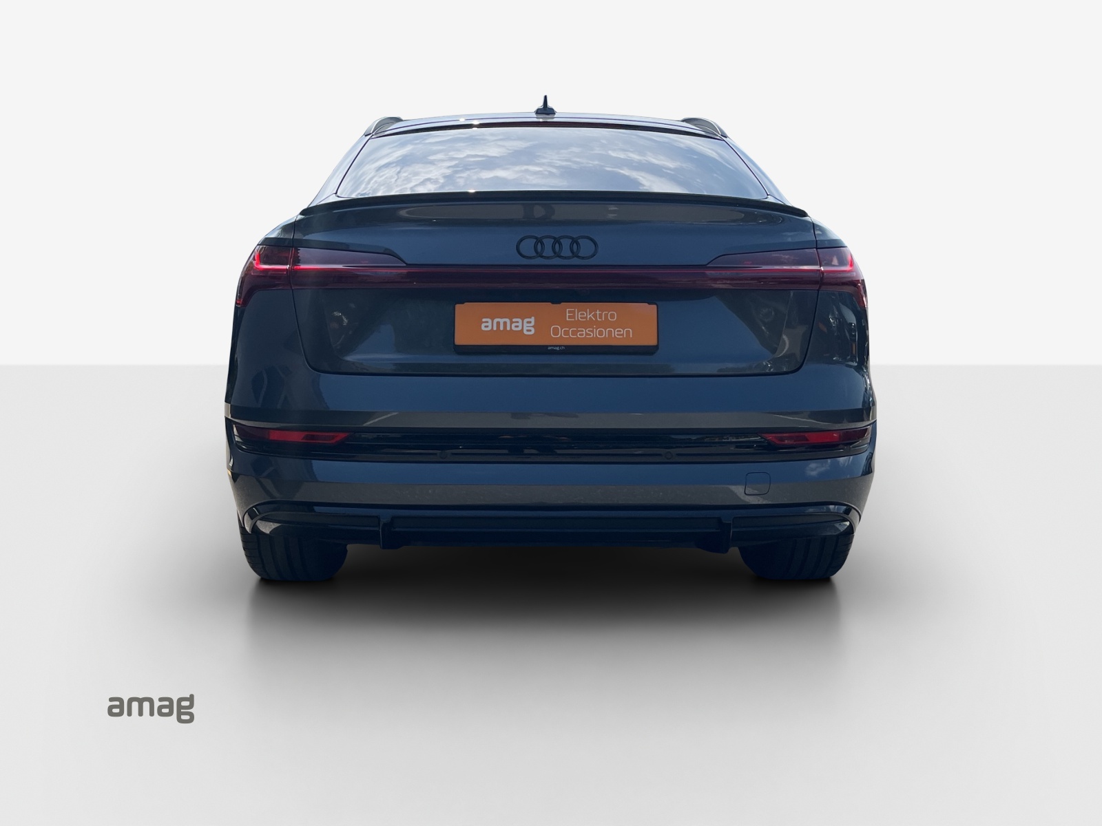 AUDI e-tron 55 Sportback S Line Black Edition quattro-showroom-element-3