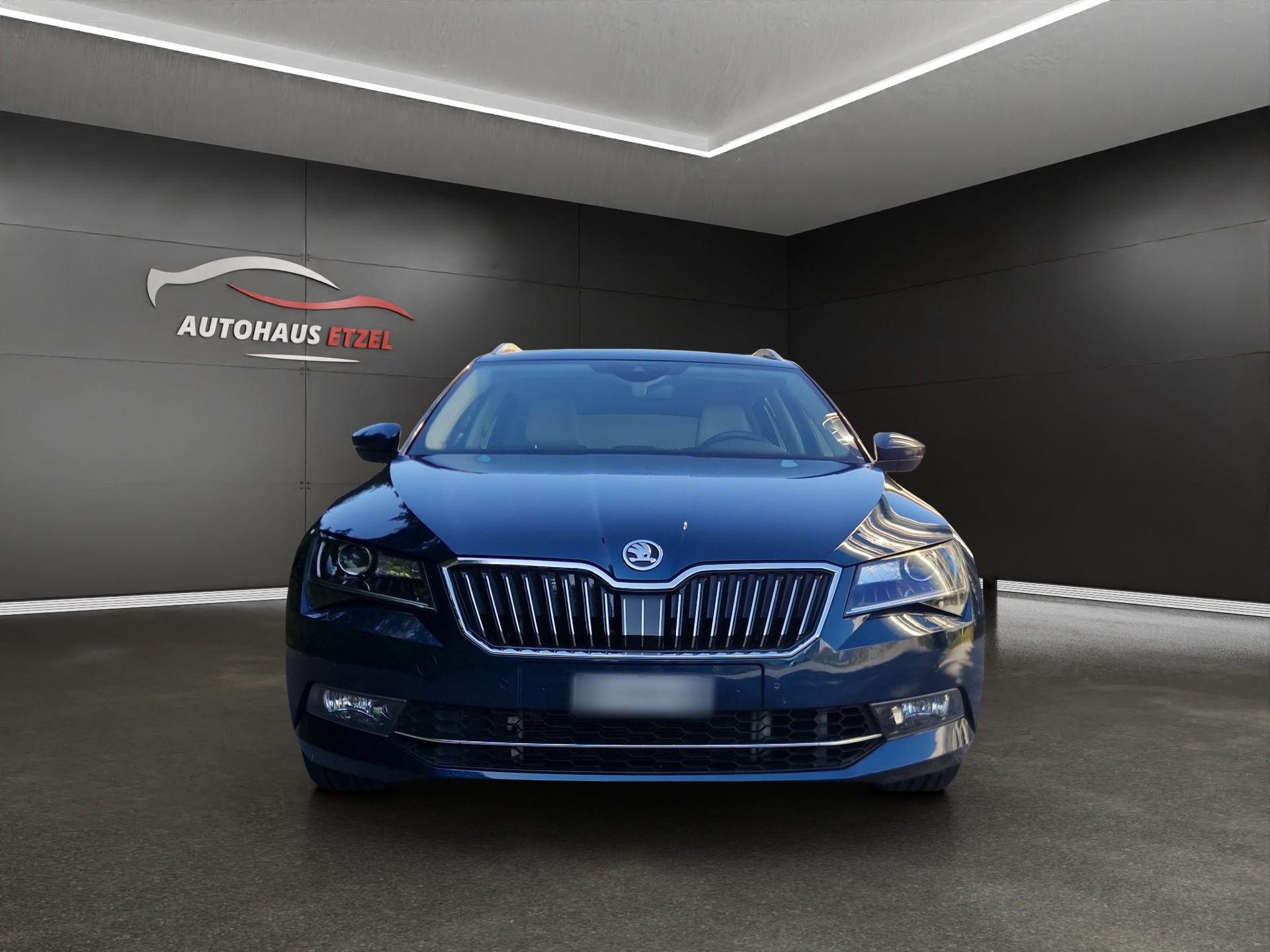 SKODA Superb Combi 2.0 TSI L&K DSG 4x4-image-7