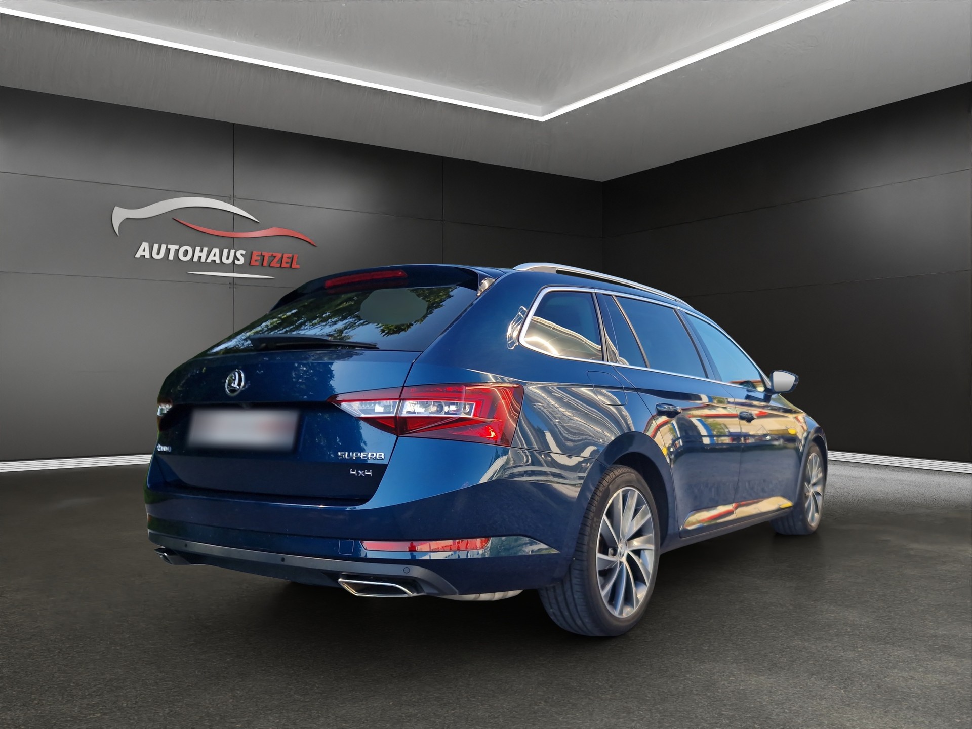 SKODA Superb Combi 2.0 TSI L&K DSG 4x4-image-5