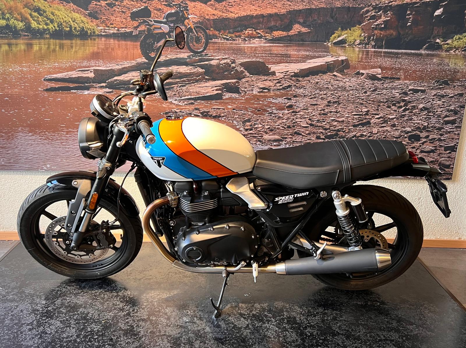 TRIUMPH Speed Twin 900 (35kW)-showroom-element-3
