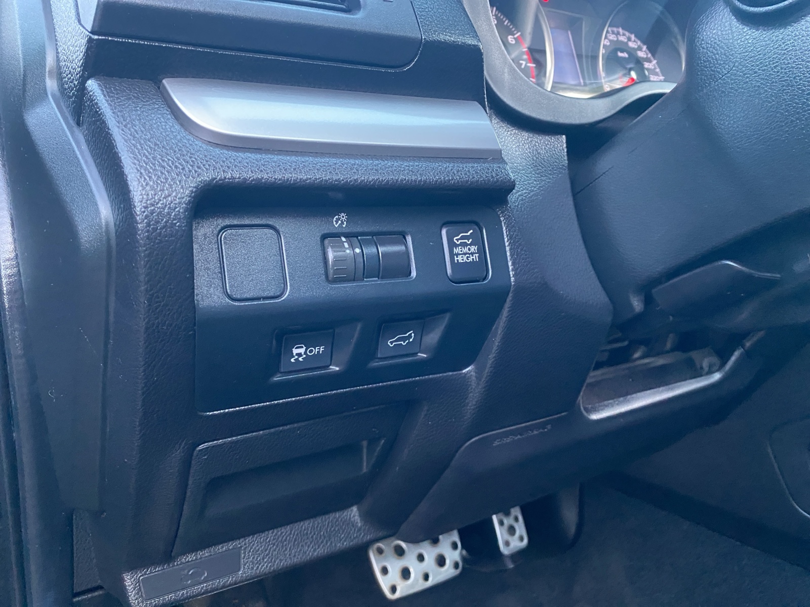SUBARU Forester 2.0XT Luxury Lineartronic Vollausstattung – 241 PS sch ab 4x4 Allrad – Frisch ab MFK & Service –-image-16