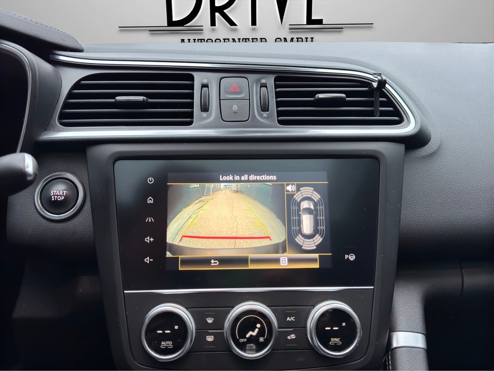 RENAULT Kadjar 1.3 16V Turbo Intens EDC-image-14