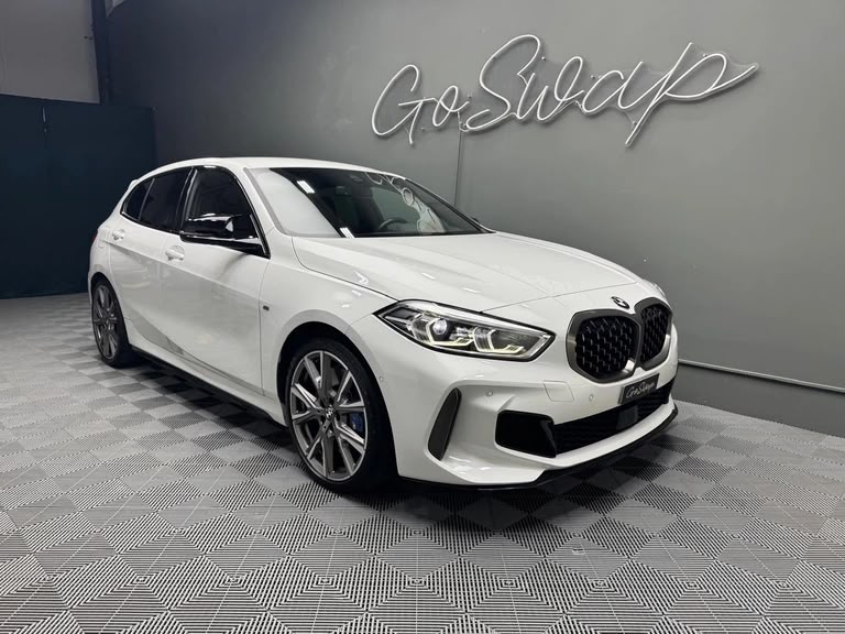 BMW M135i xDrive Steptronic