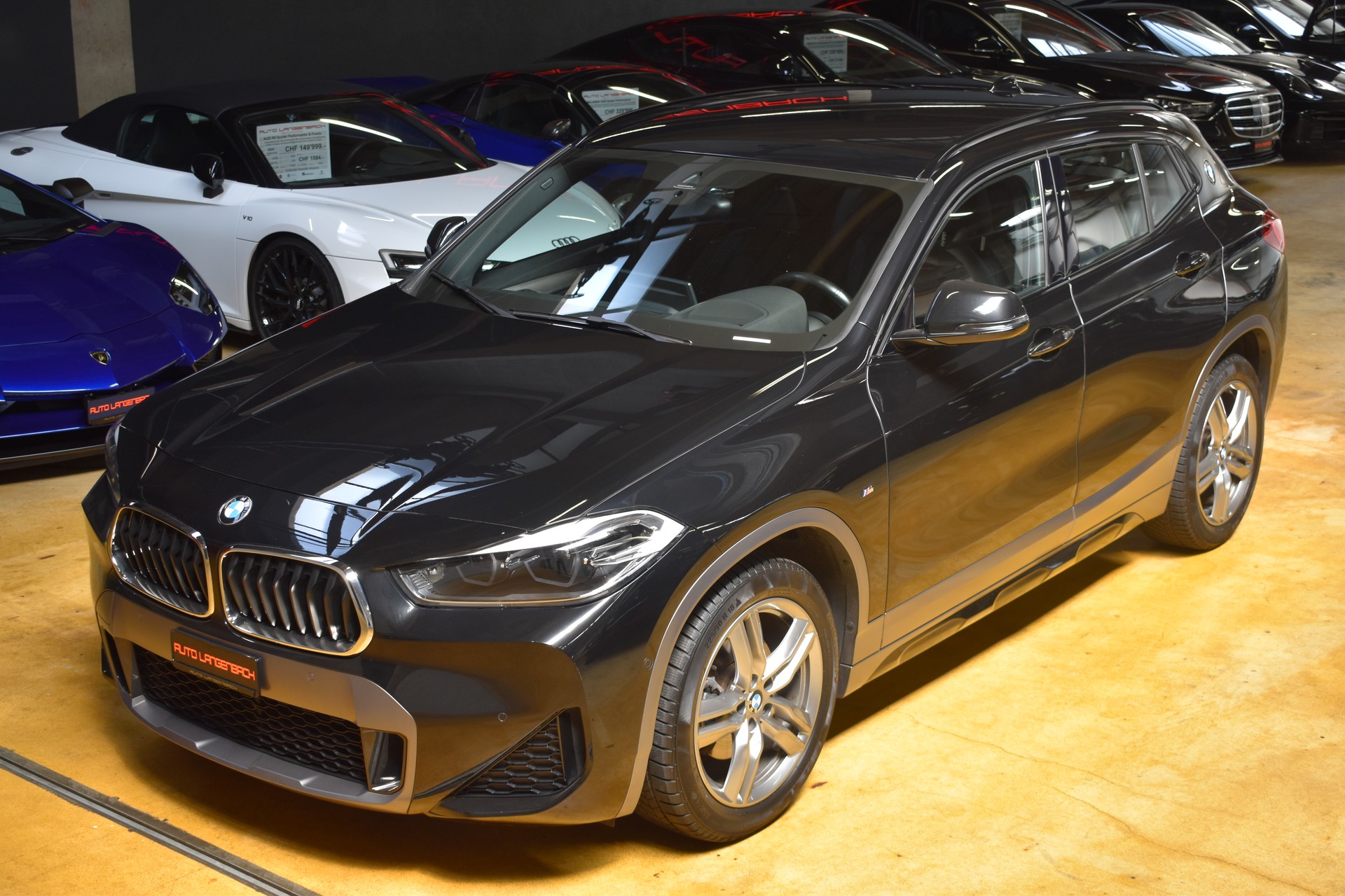 BMW X2 xDrive 18d M Sport X Steptronic / 8-Stufen-Automat Steptronic-showroom-element-1