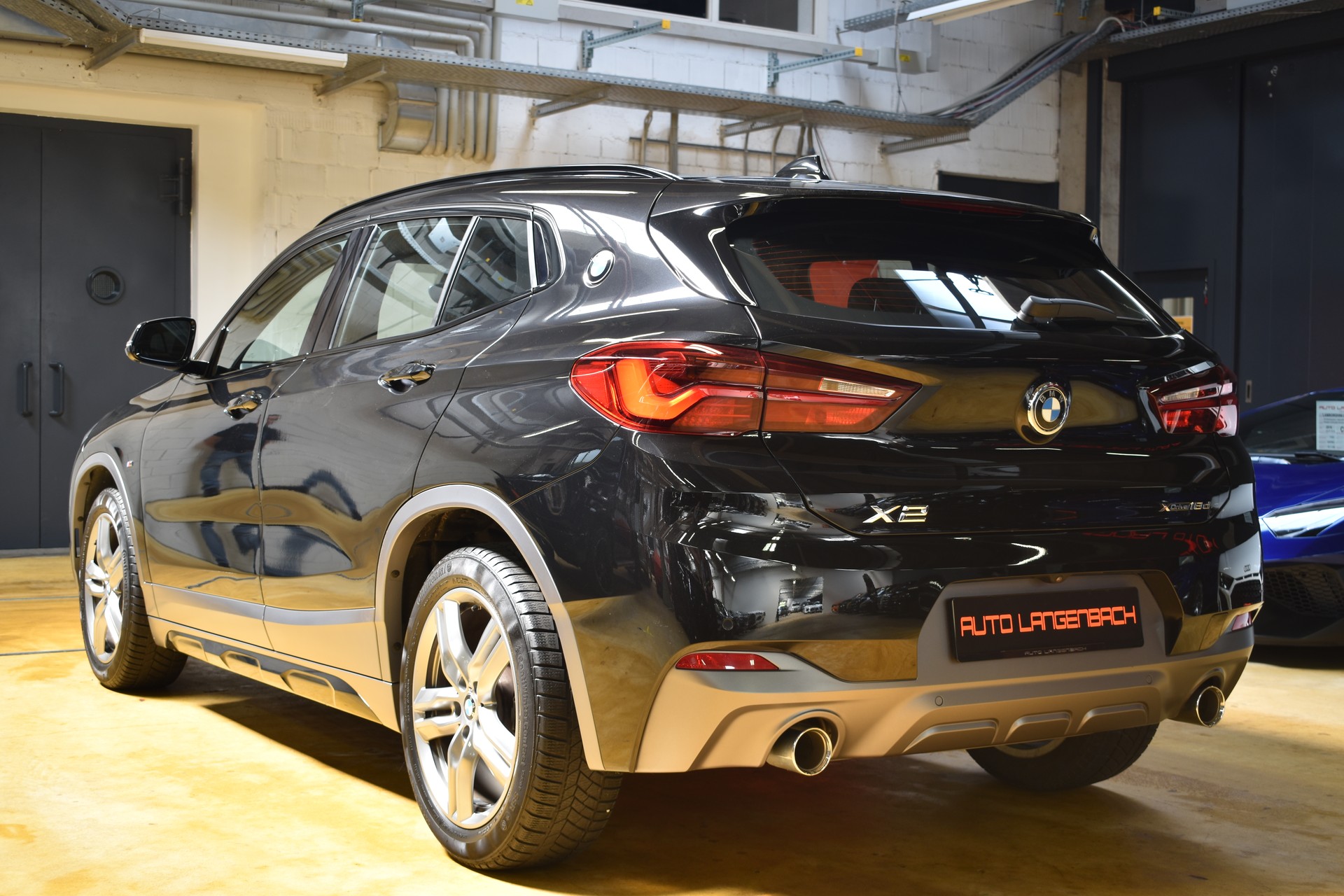 BMW X2 xDrive 18d M Sport X Steptronic / 8-Stufen-Automat Steptronic-showroom-element-2