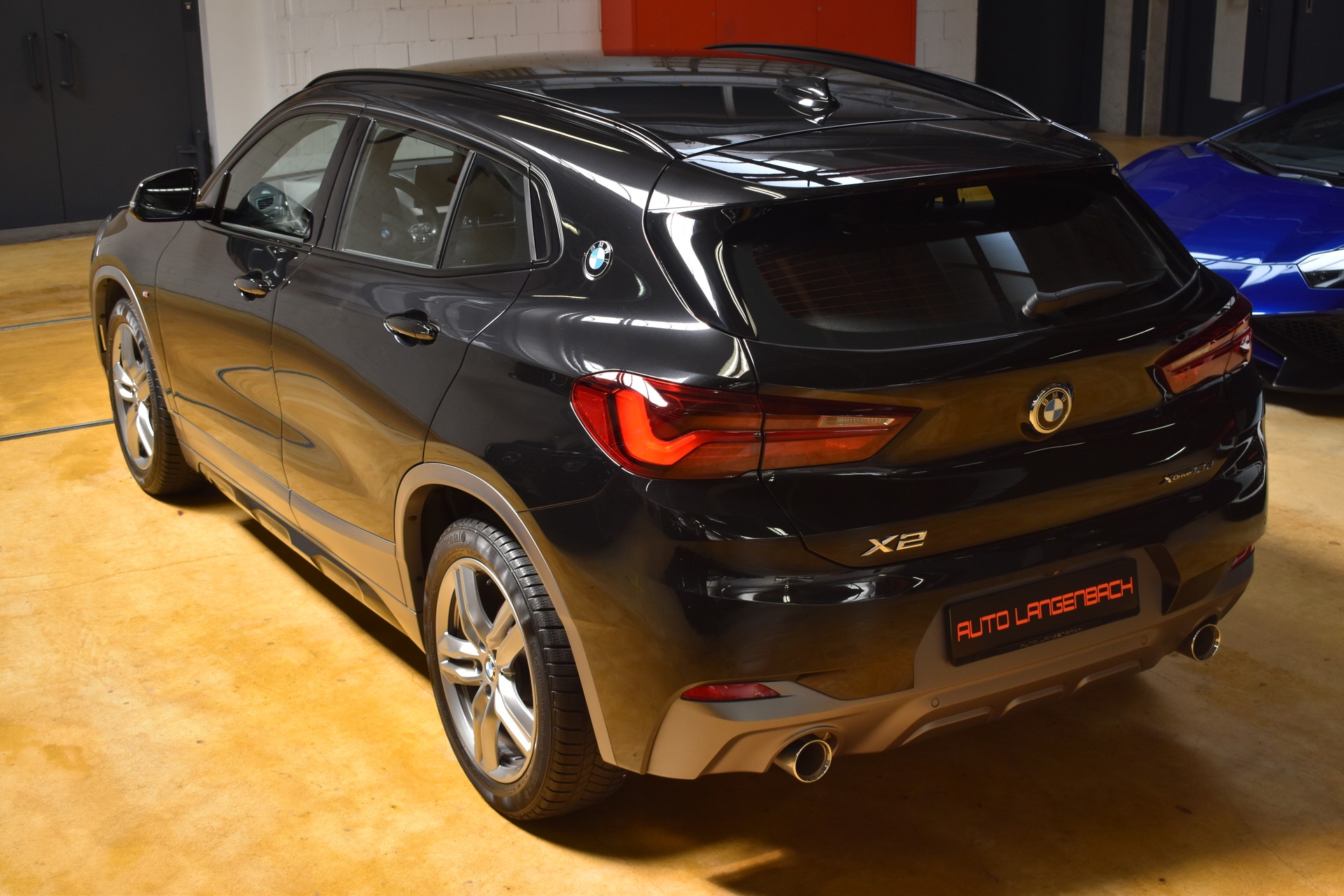 BMW X2 xDrive 18d M Sport X Steptronic / 8-Stufen-Automat Steptronic-showroom-element-3
