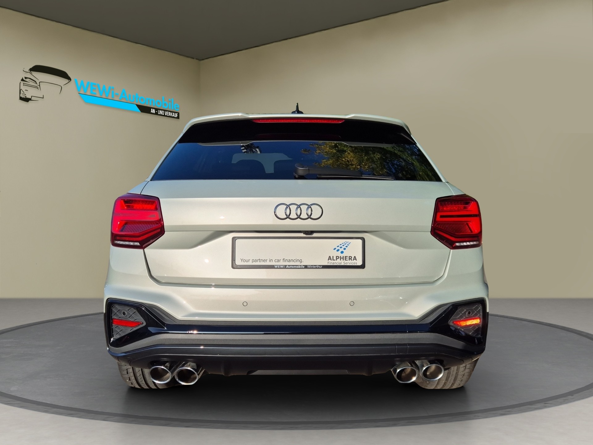 AUDI SQ2 TFSI quattro S-tronic-showroom-element-3