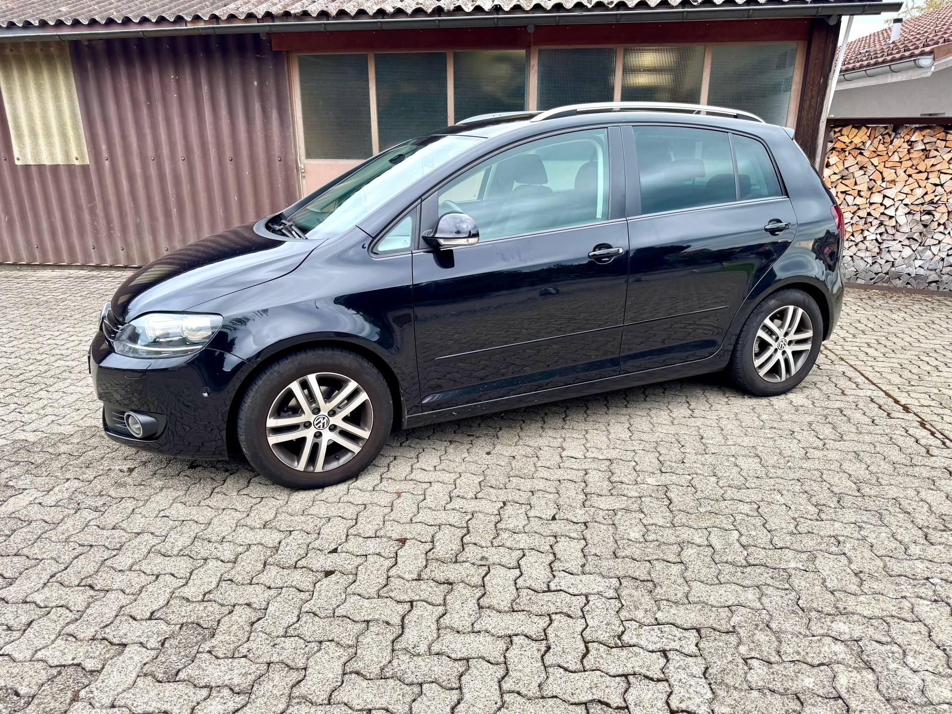 VW Golf Plus 1.2 TSI Team DSG-showroom-element-2