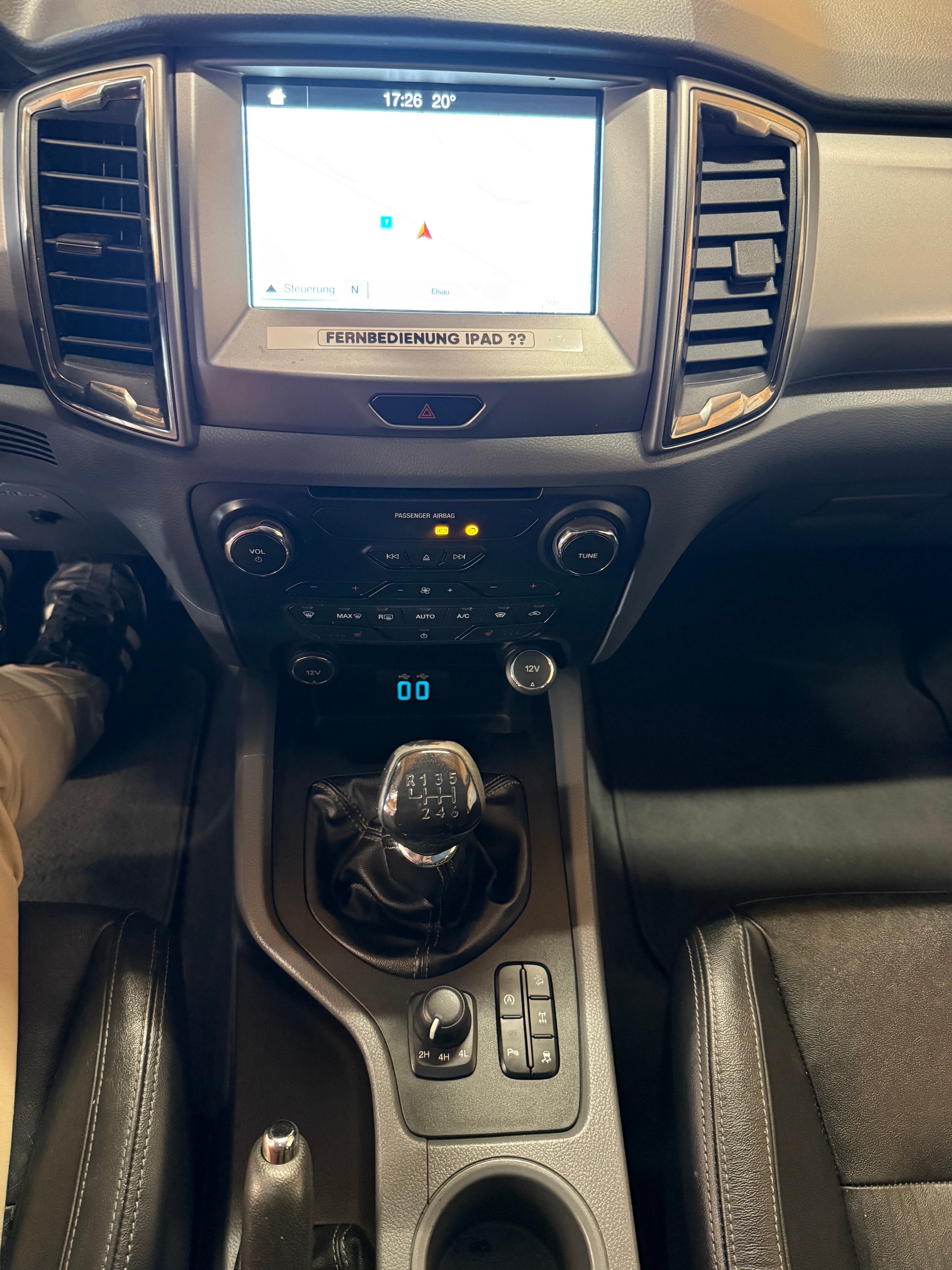 FORD Ranger LTD 3.2 TDCi 4x4-image-12