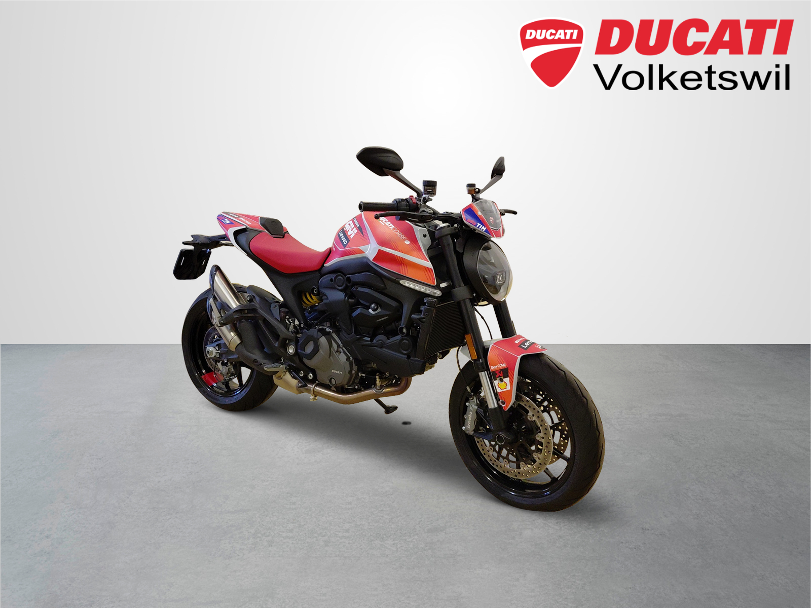 DUCATI Monster +-image-0