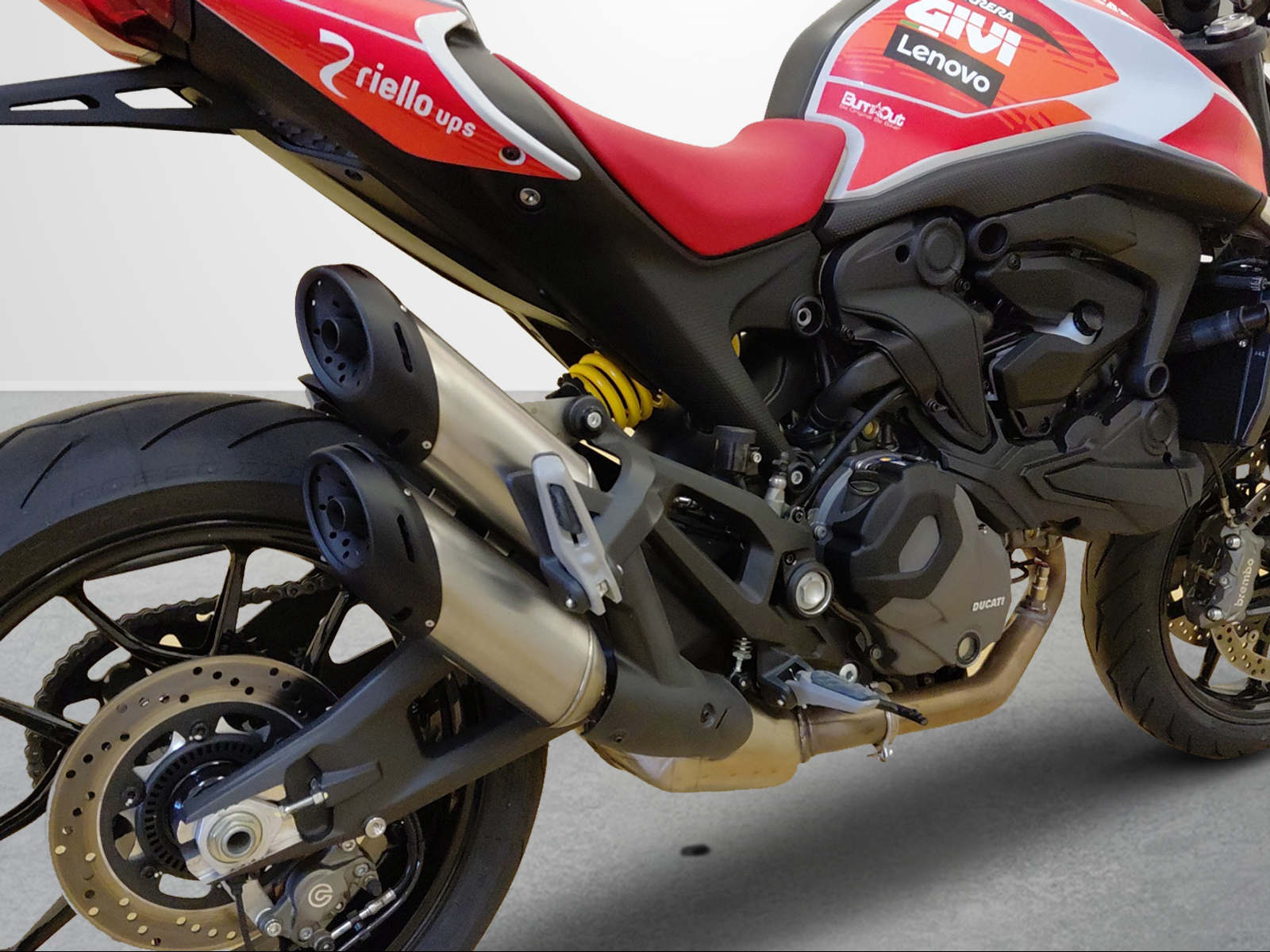 DUCATI Monster +-image-11