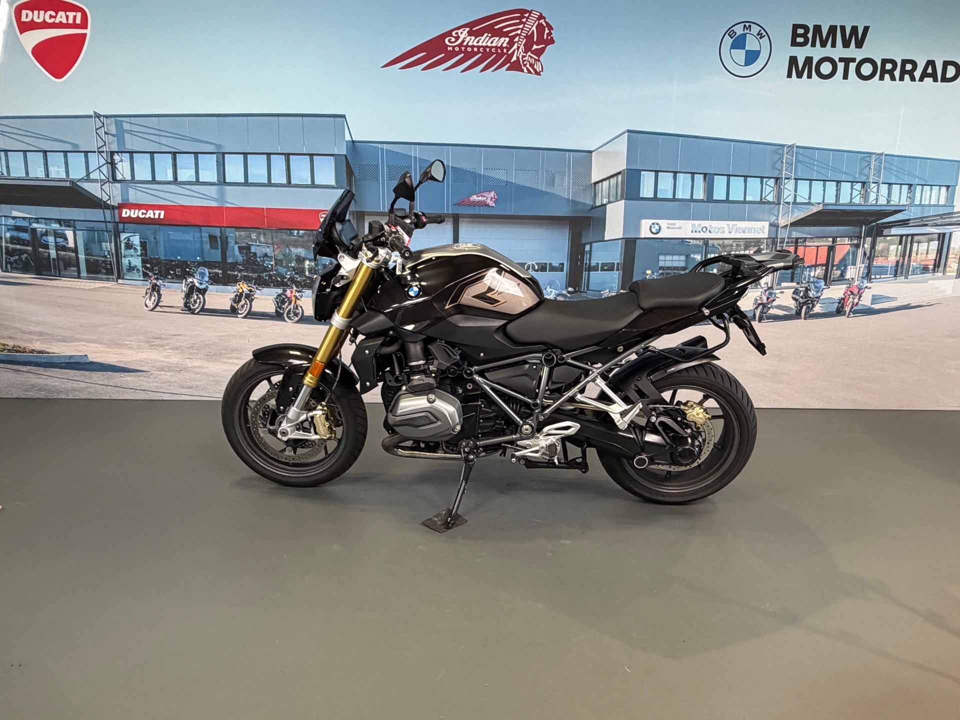 BMW R 1200 R ABS-image-3