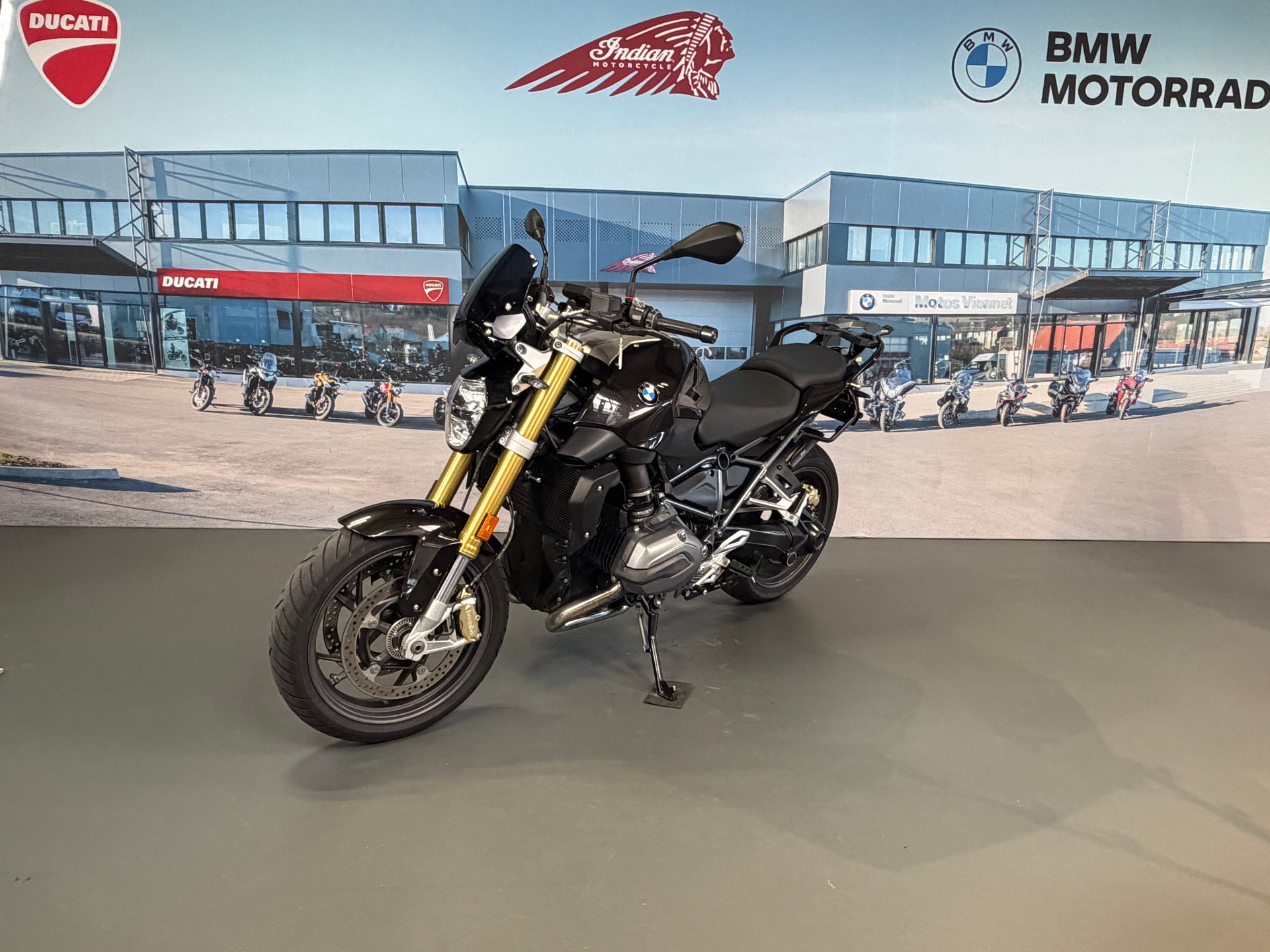 BMW R 1200 R ABS-image-2