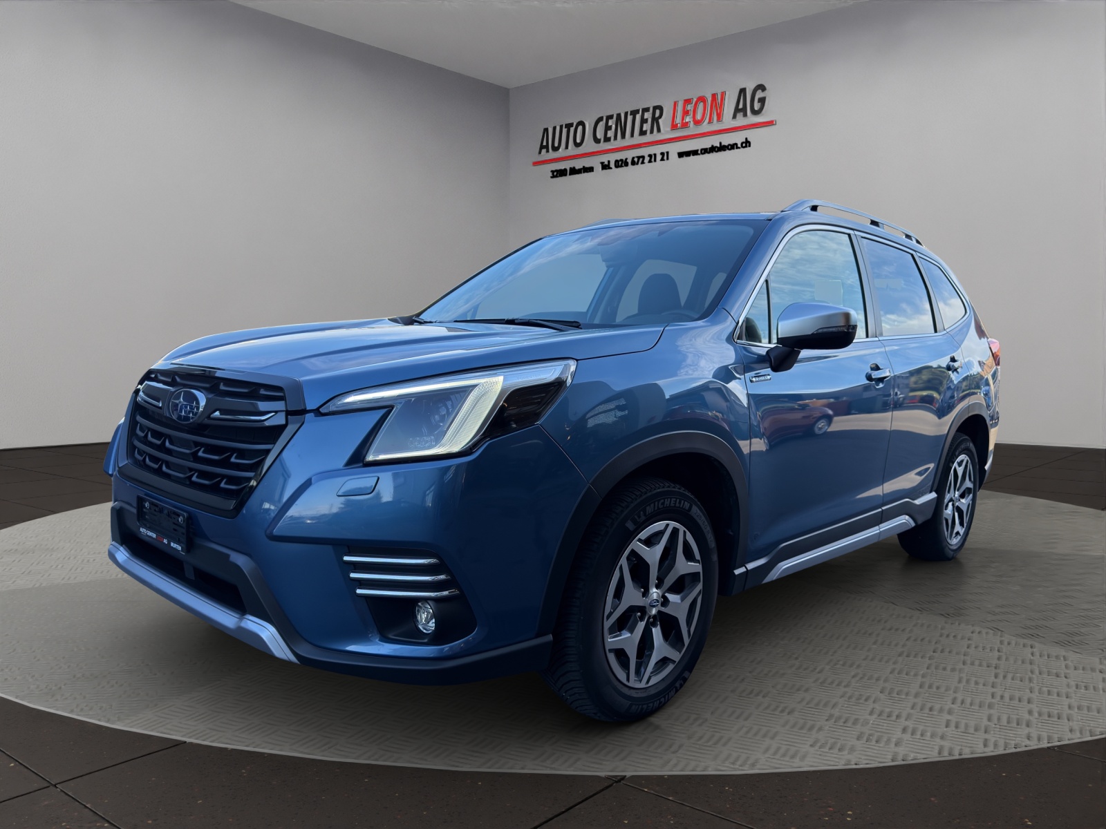 SUBARU Forester 2.0i e-Boxer Swiss Plus Lineartronic-showroom-element-1