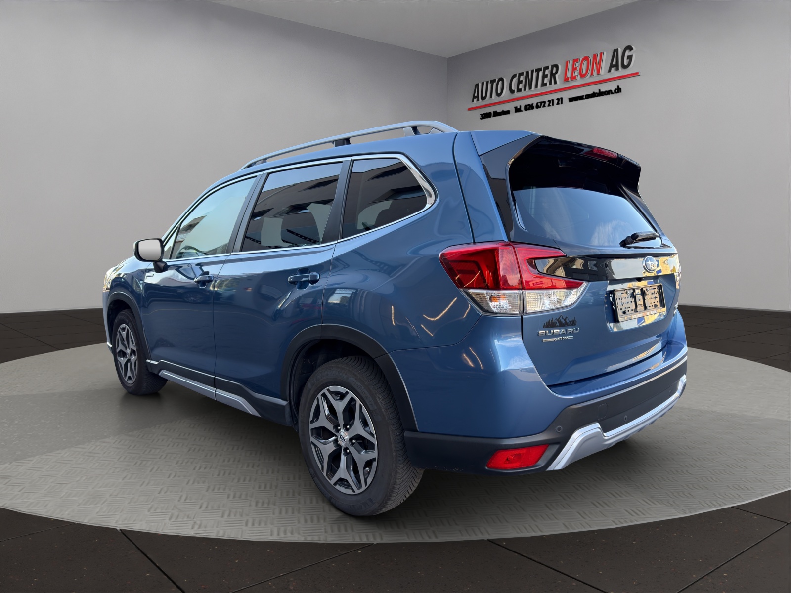 SUBARU Forester 2.0i e-Boxer Swiss Plus Lineartronic-showroom-element-3