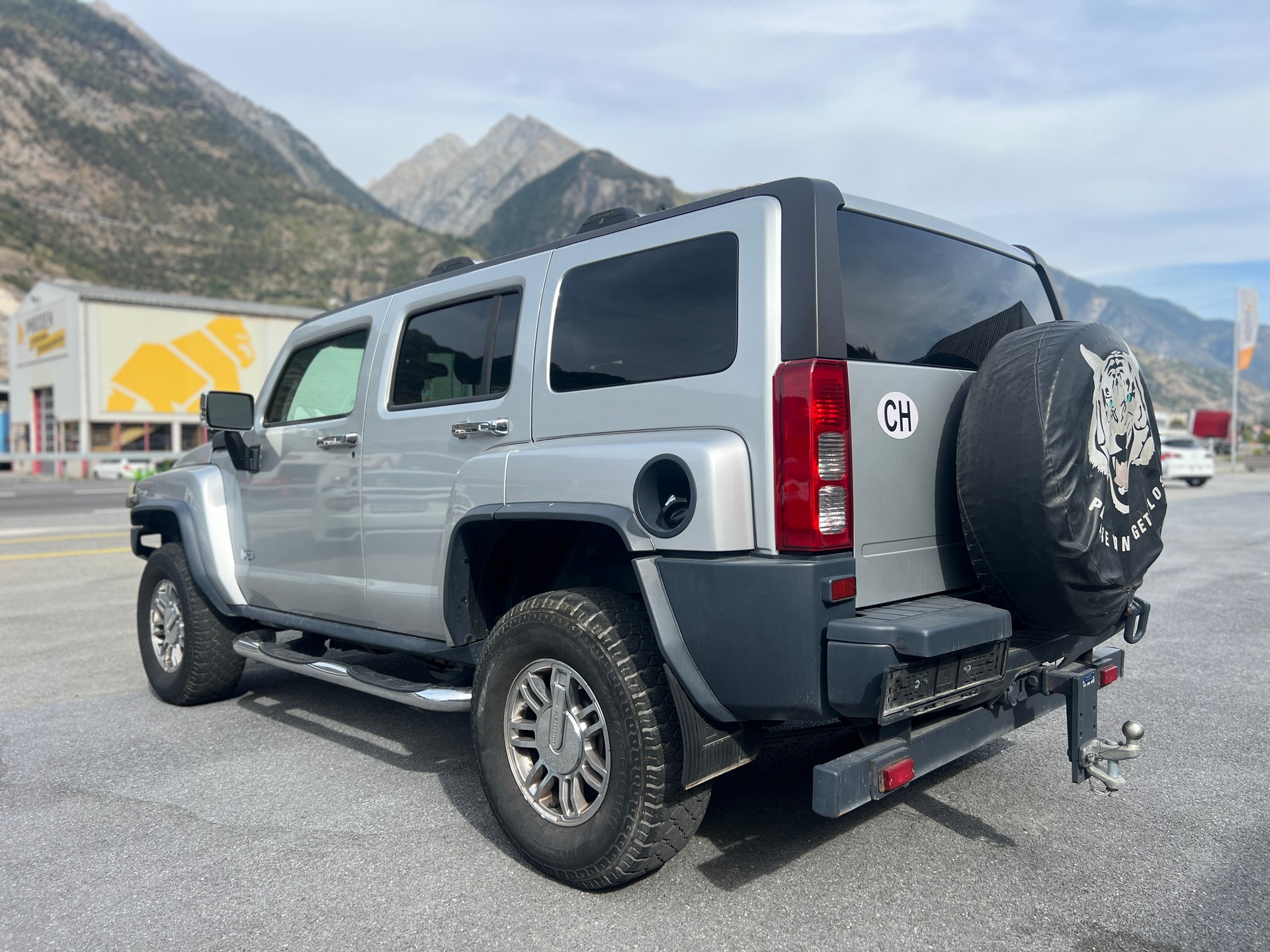 HUMMER 3.7 AWD ALLRAD-image-8