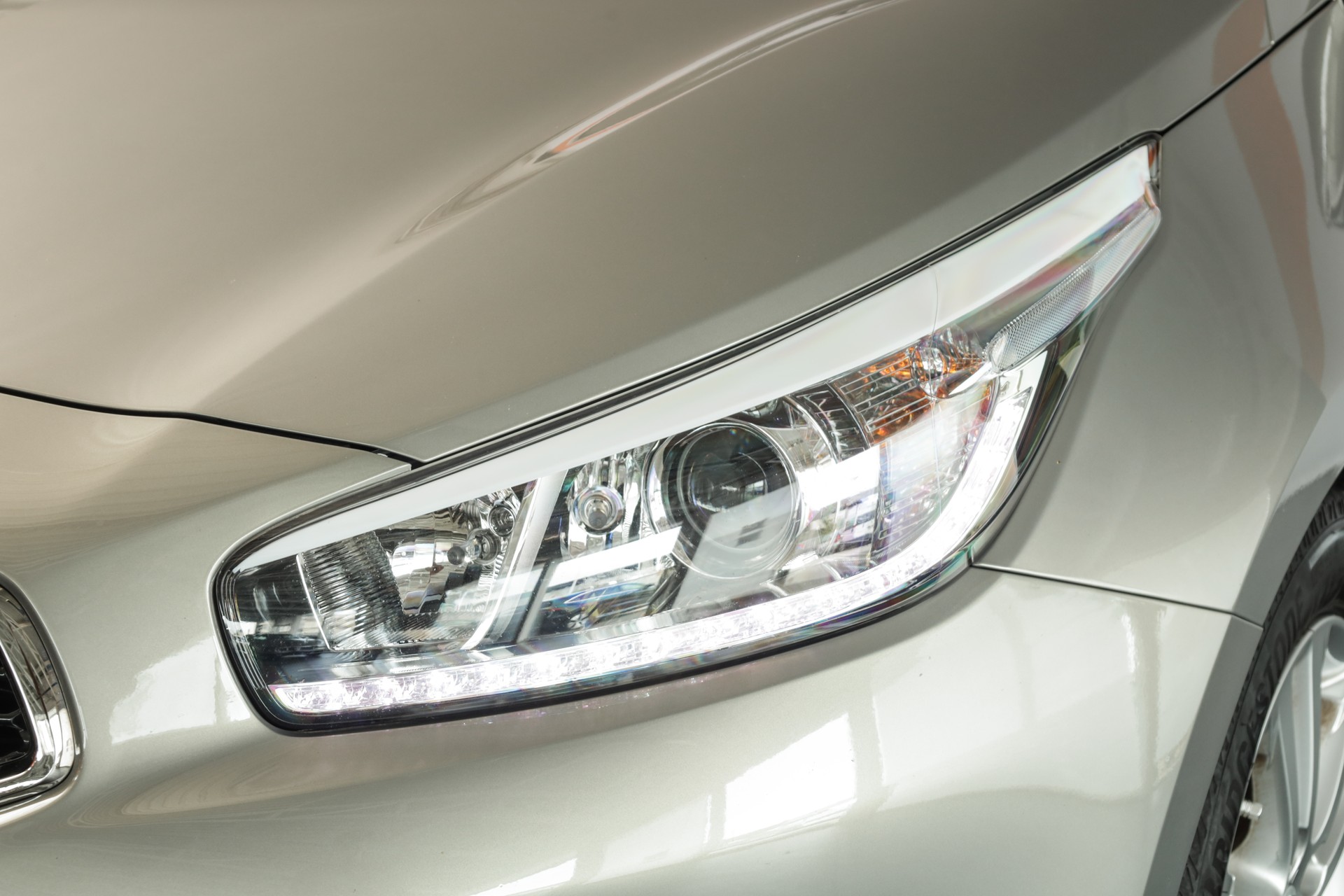 KIA Cee'd Sportswagon 1.6 GDi Style • Véhicule suisse • Toit panoramique • Navigation caméra-image-6