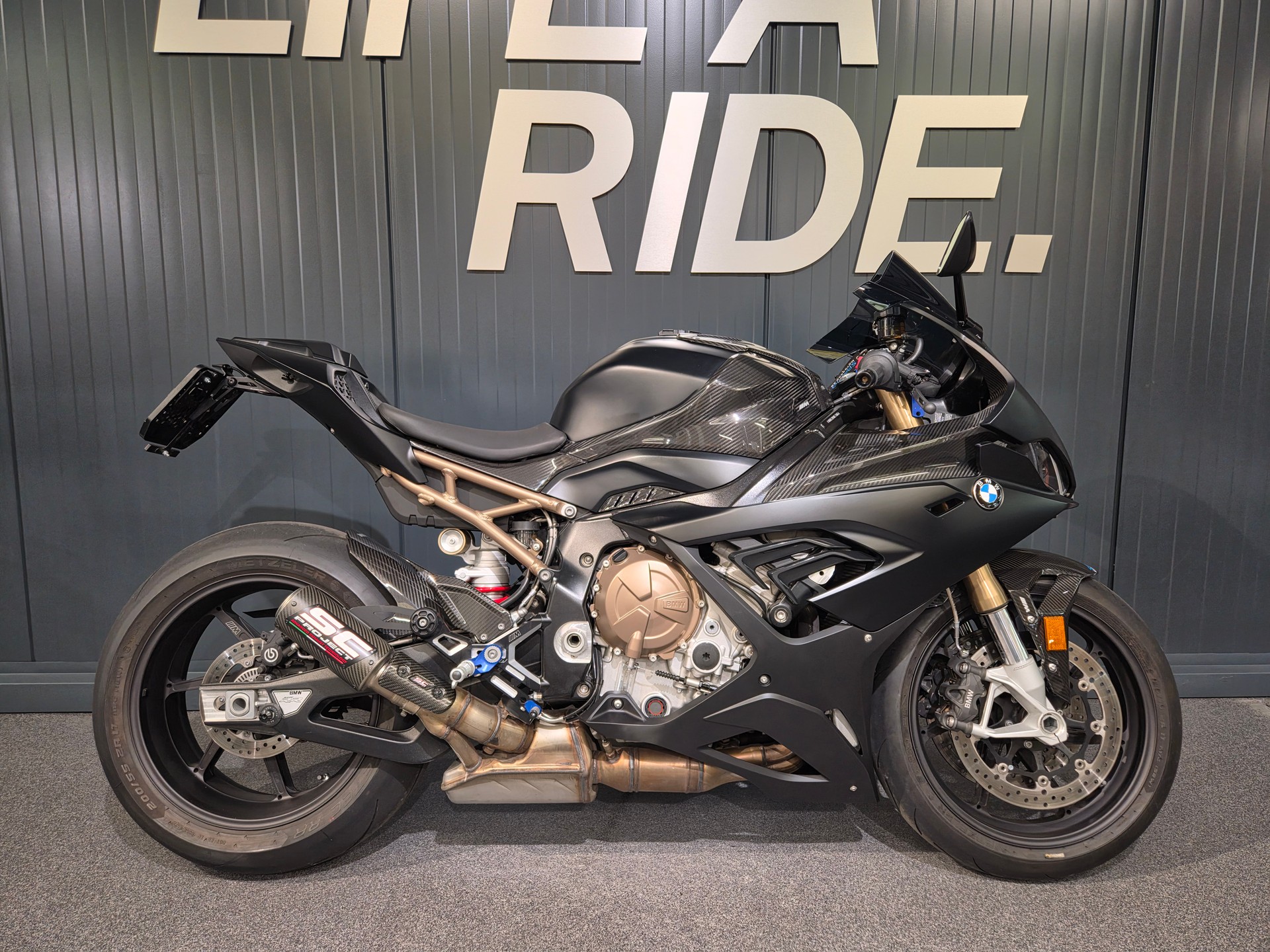 BMW S 1000 RR-image-0