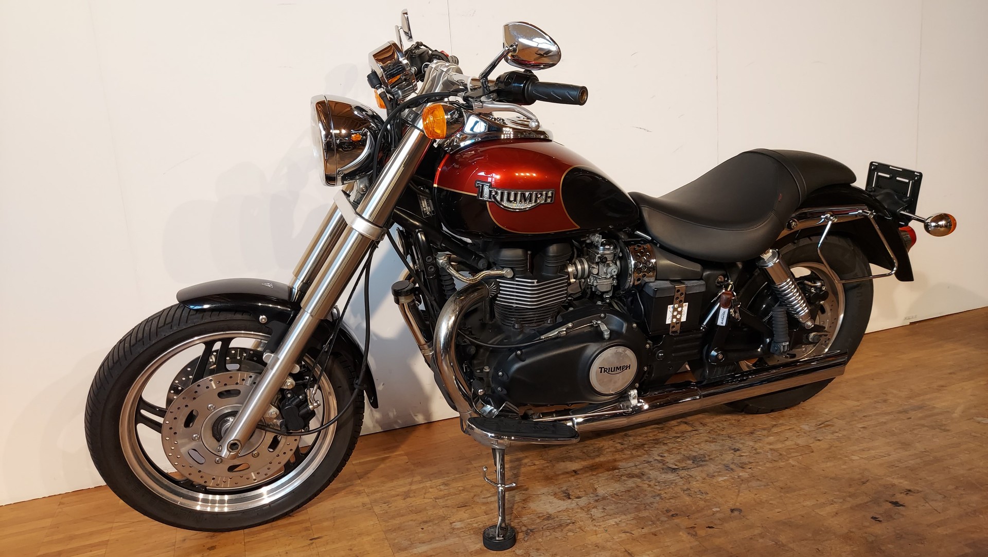 TRIUMPH Speedmaster 900-image-3