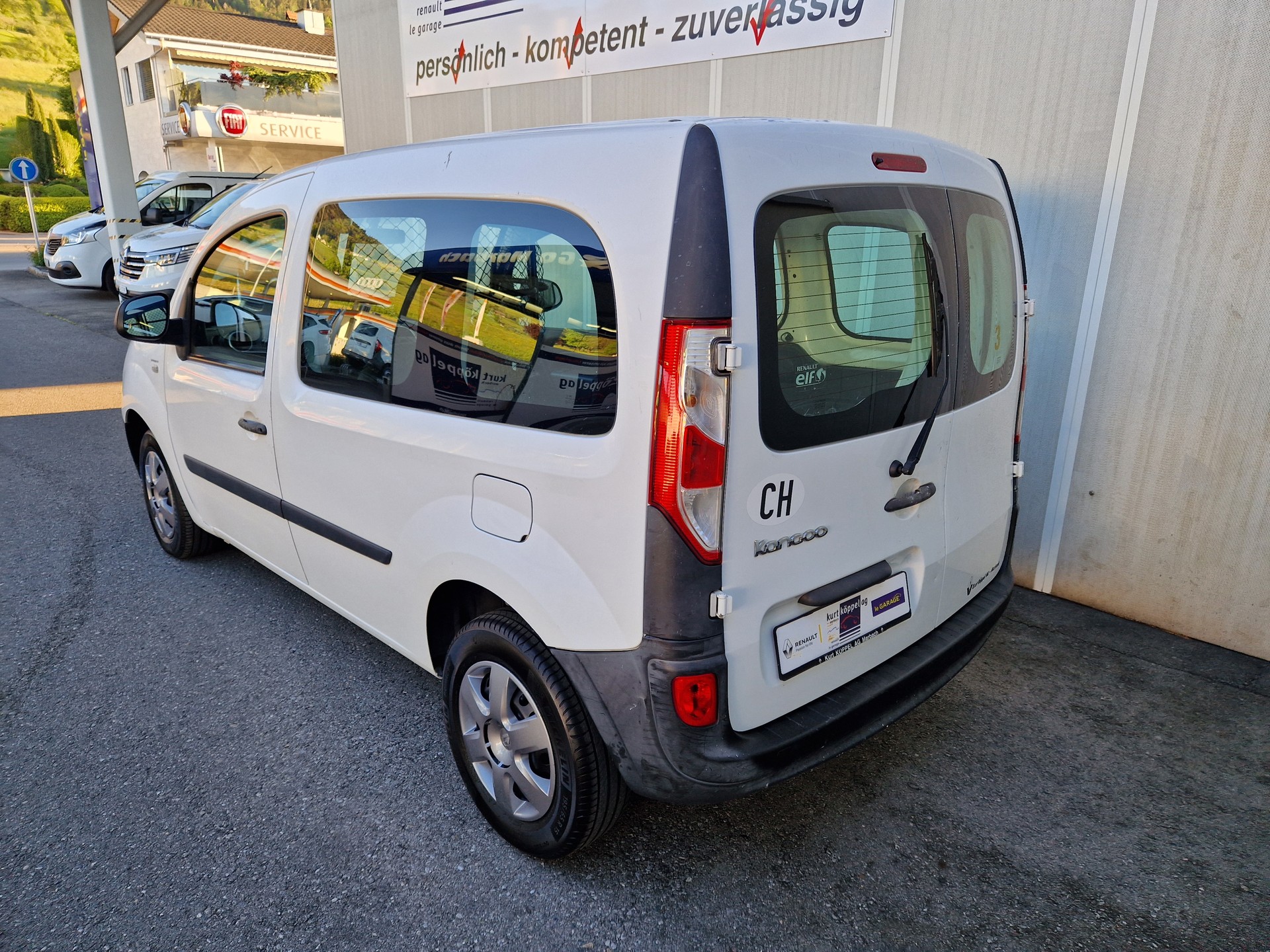 RENAULT KANGOO Expr. 1.2 TCe 115 Access S/S-showroom-element-2