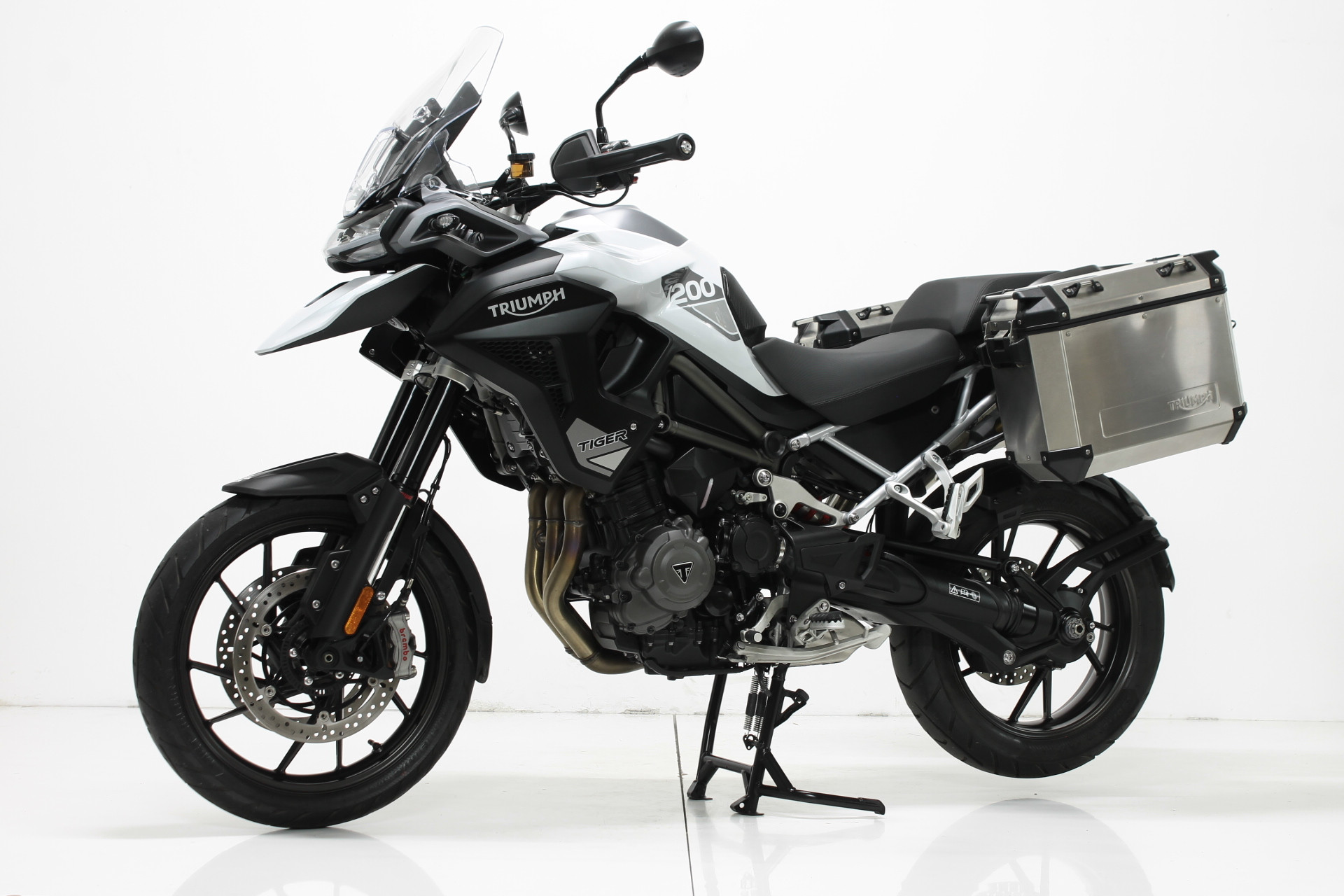 TRIUMPH Tiger 1200 GT-image-1